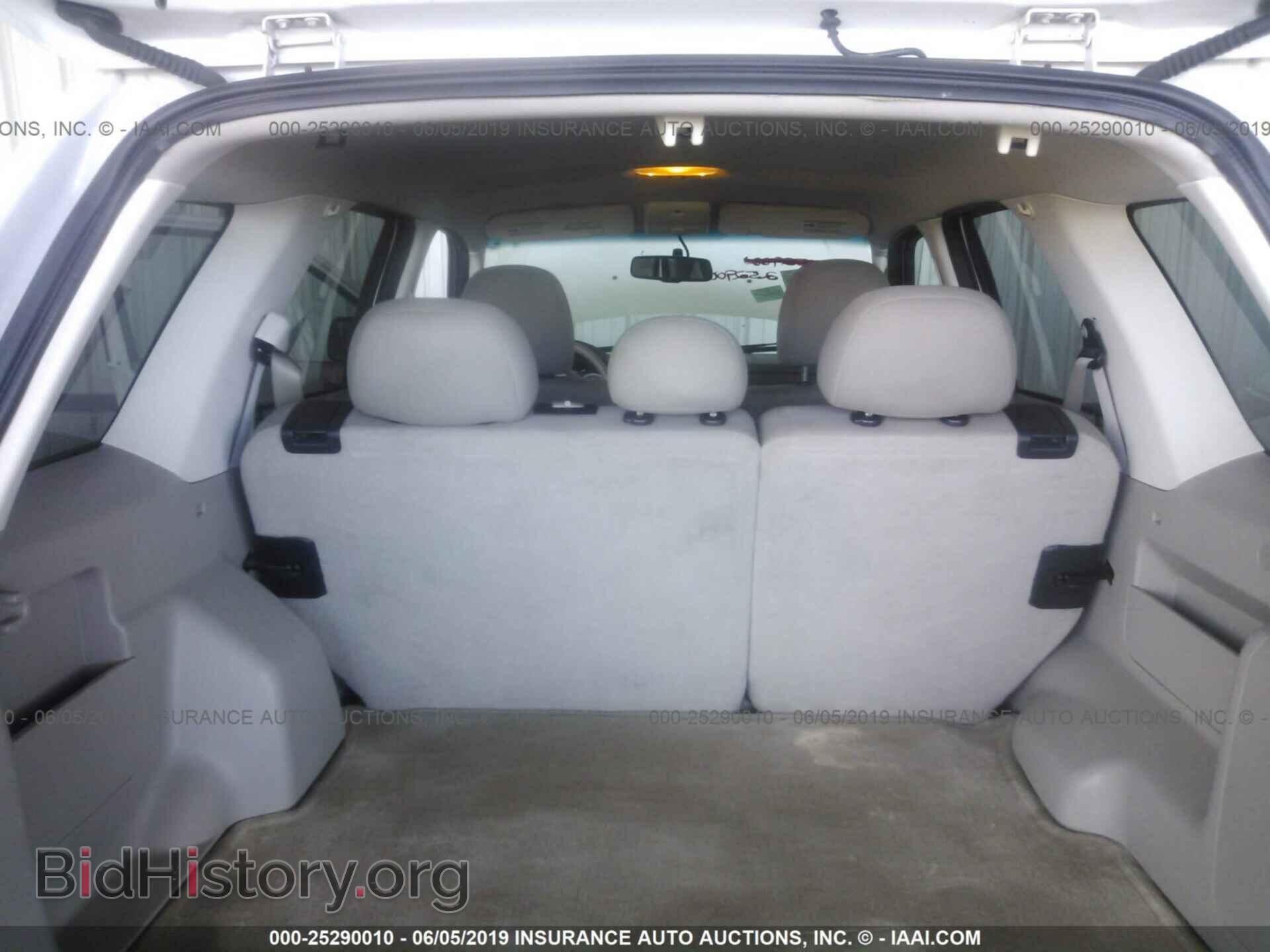2011 FORD ESCAPE - VIN: 1FMCU0D71BKB66426 - Photo 8