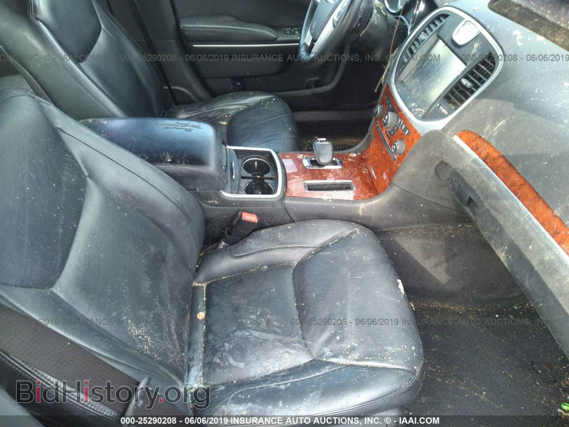 2013 CHRYSLER 300 - VIN: 2C3CCAAG9DH504252 - Фото 5
