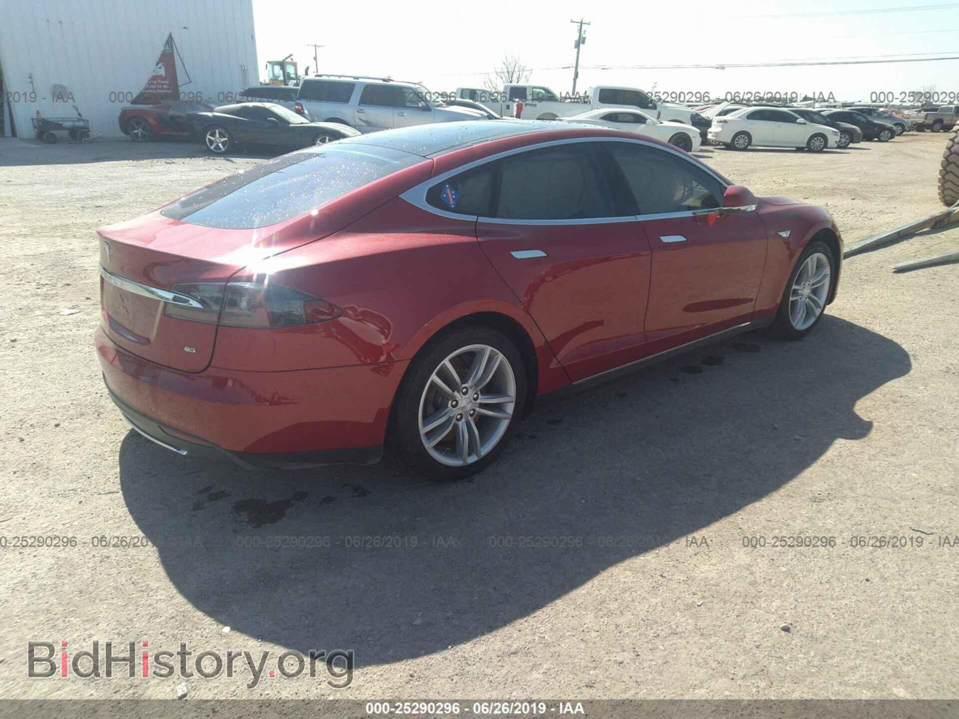 2014 TESLA MODEL S - VIN: 5YJSA1H17EFP33762 - Photo 4