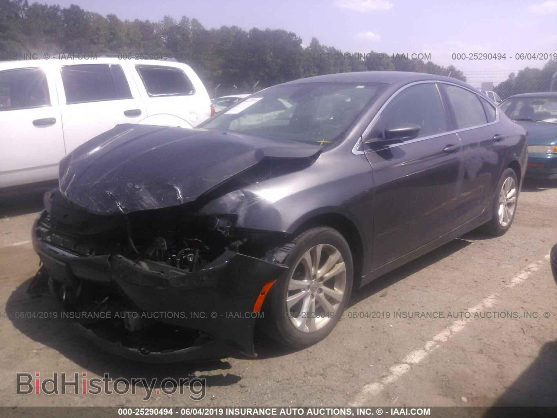 2016 Chrysler 200 - VIN: 1C3CCCAB4GN164424 - Photo 2