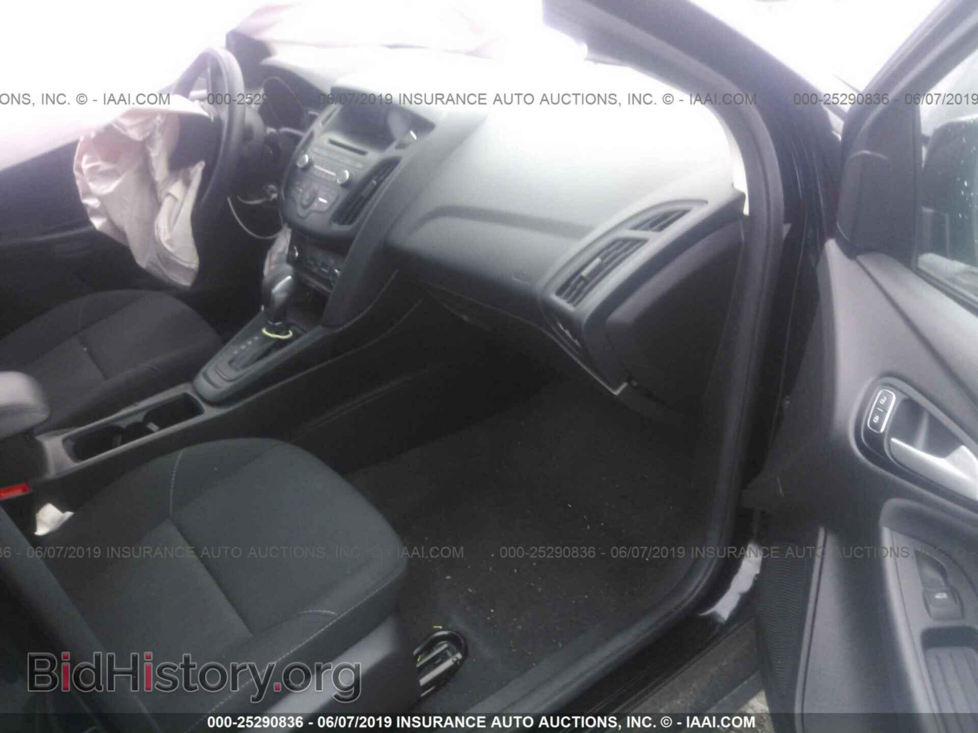 2017 FORD FOCUS - VIN: 1FADP3F25HL201609 - Photo 5
