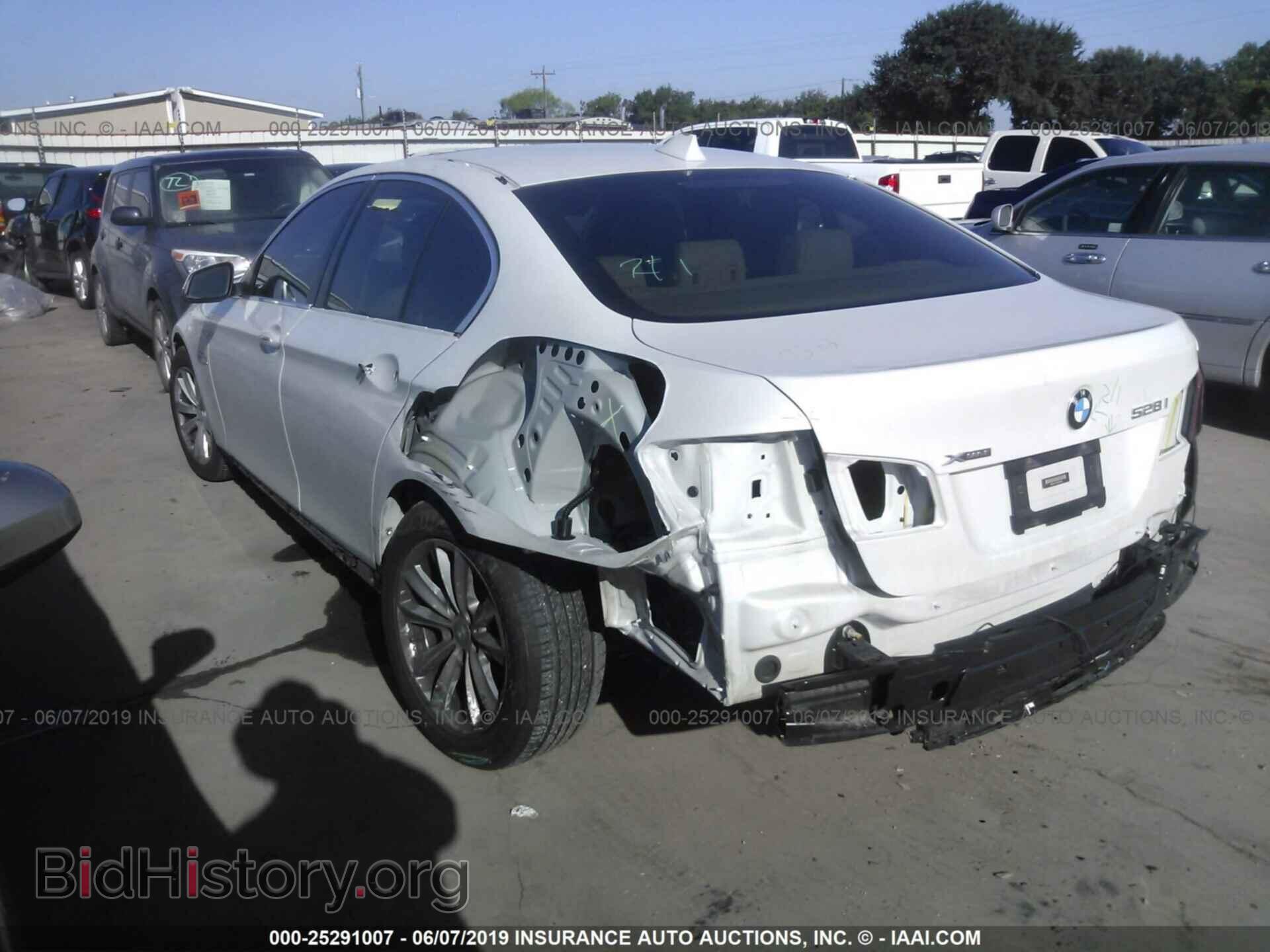 2015 BMW 528 - VIN: WBA5A7C50FD620994 - Фото 3