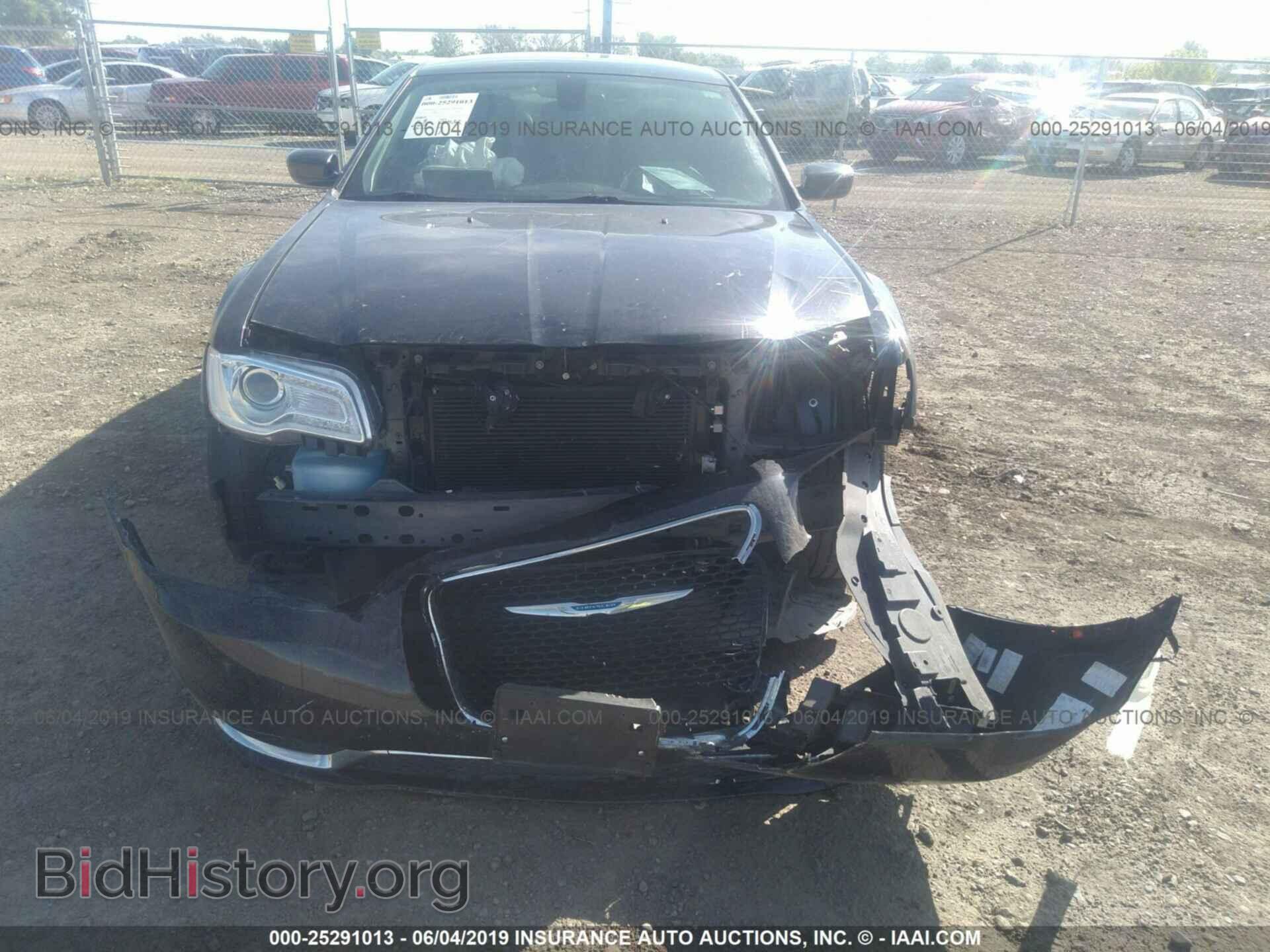 2017 CHRYSLER 300 - VIN: 2C3CCARG1HH608762 - Фото 6