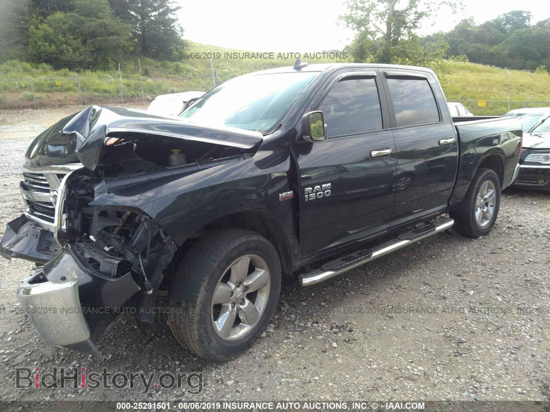 2017 RAM 1500 - VIN: 3C6RR7LT9HG575336 - Photo 2