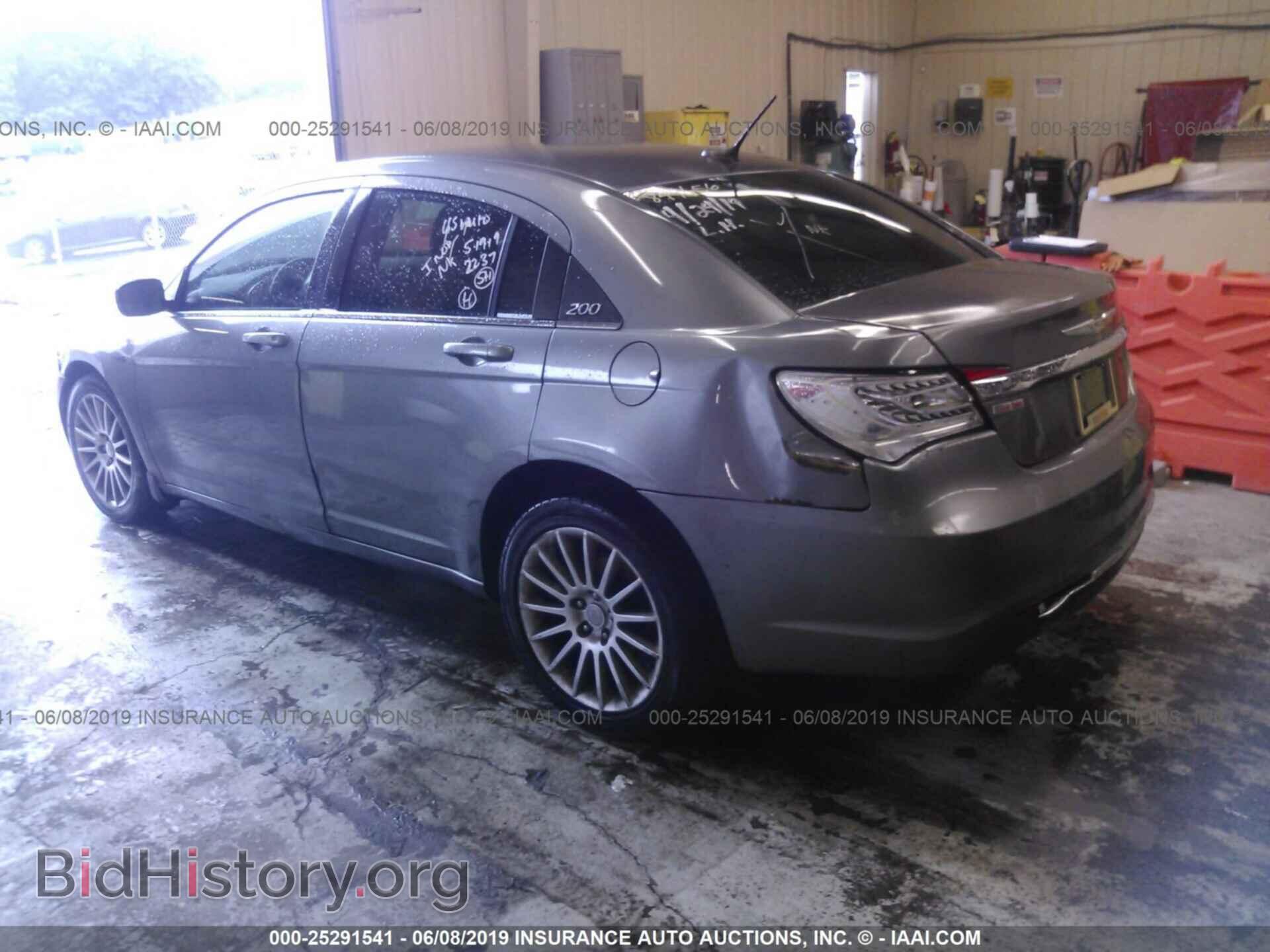 2013 CHRYSLER 200 - VIN: 1C3CCBBB2DN672671 - Photo 3