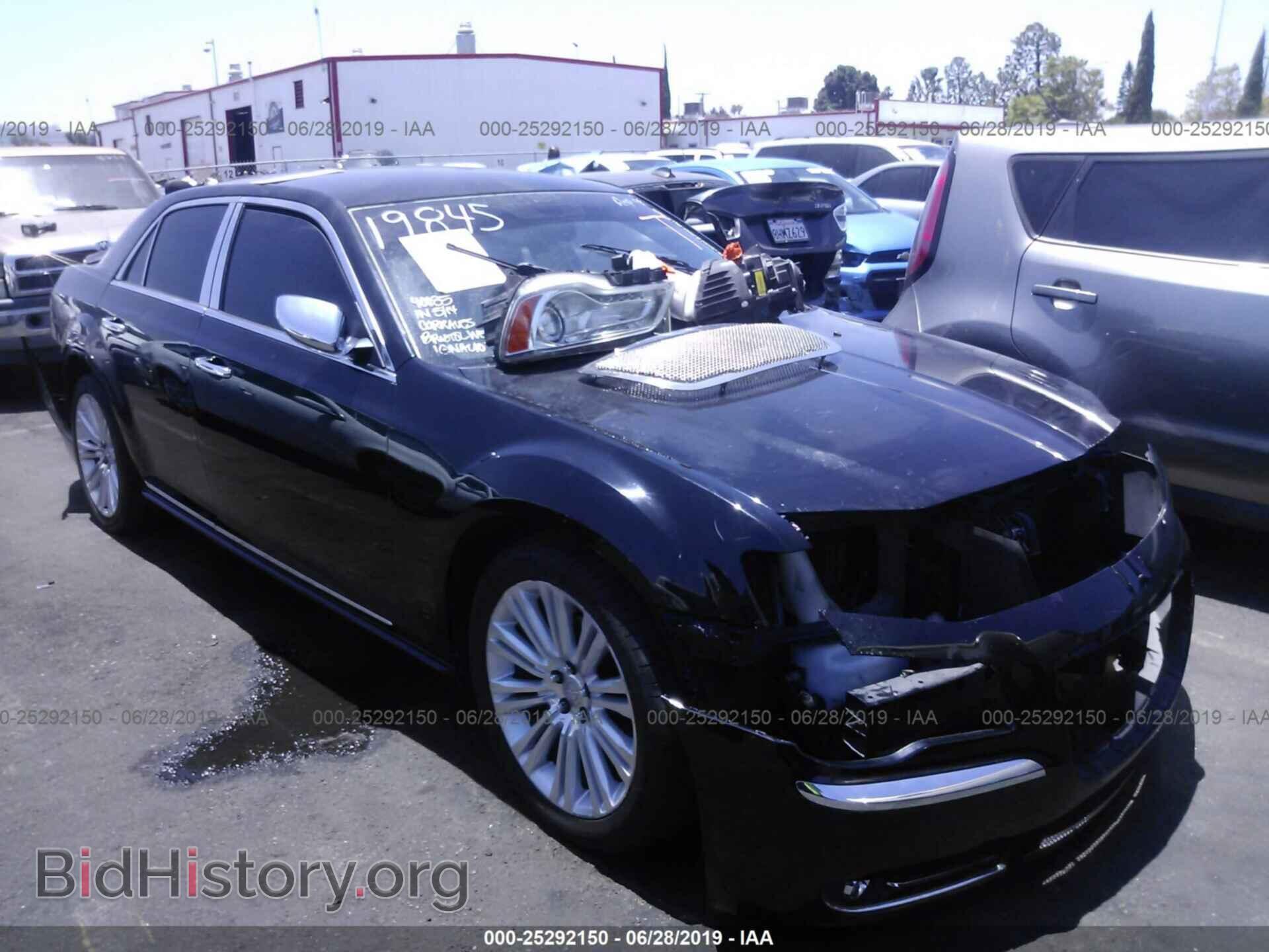 Photo 2C3CA5CG1BH595847 - CHRYSLER 300 2011