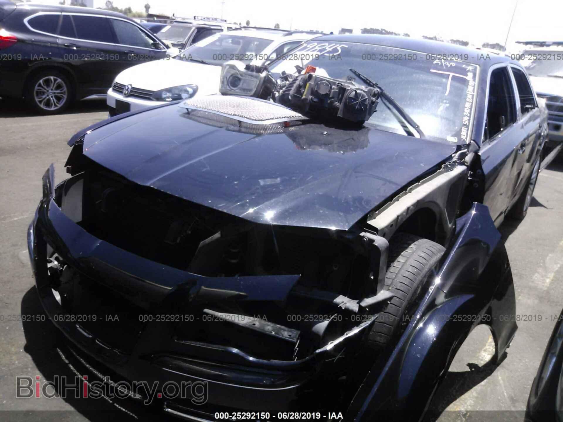 2011 CHRYSLER 300 - VIN: 2C3CA5CG1BH595847 - Photo 2
