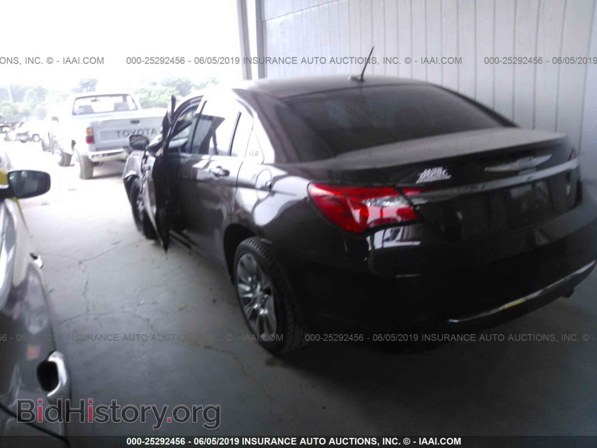 2013 CHRYSLER 200 - VIN: 1C3CCBAB9DN735878 - Photo 3