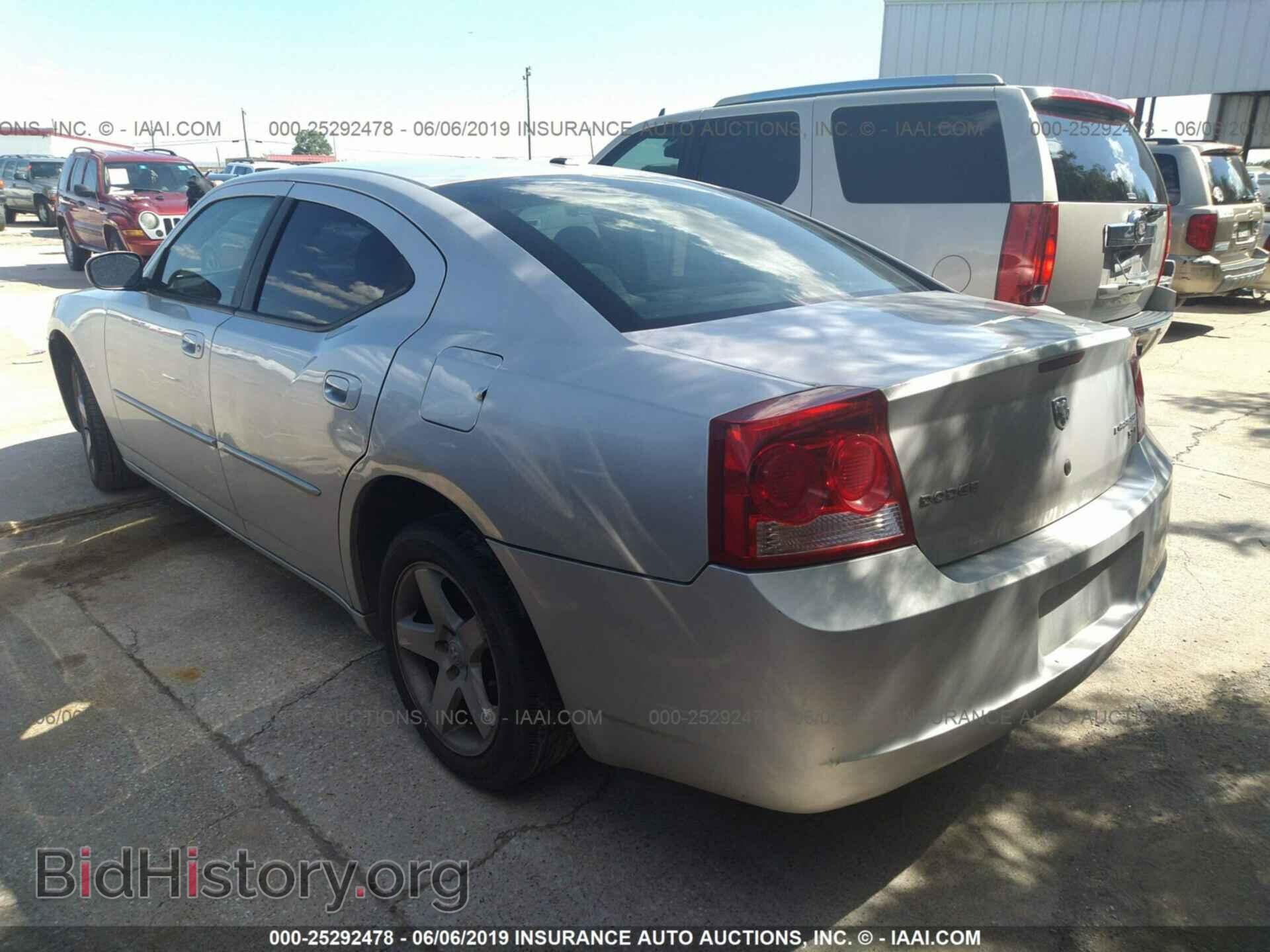 2010 DODGE CHARGER - VIN: 2B3CA3CV0AH247813 - Фото 3