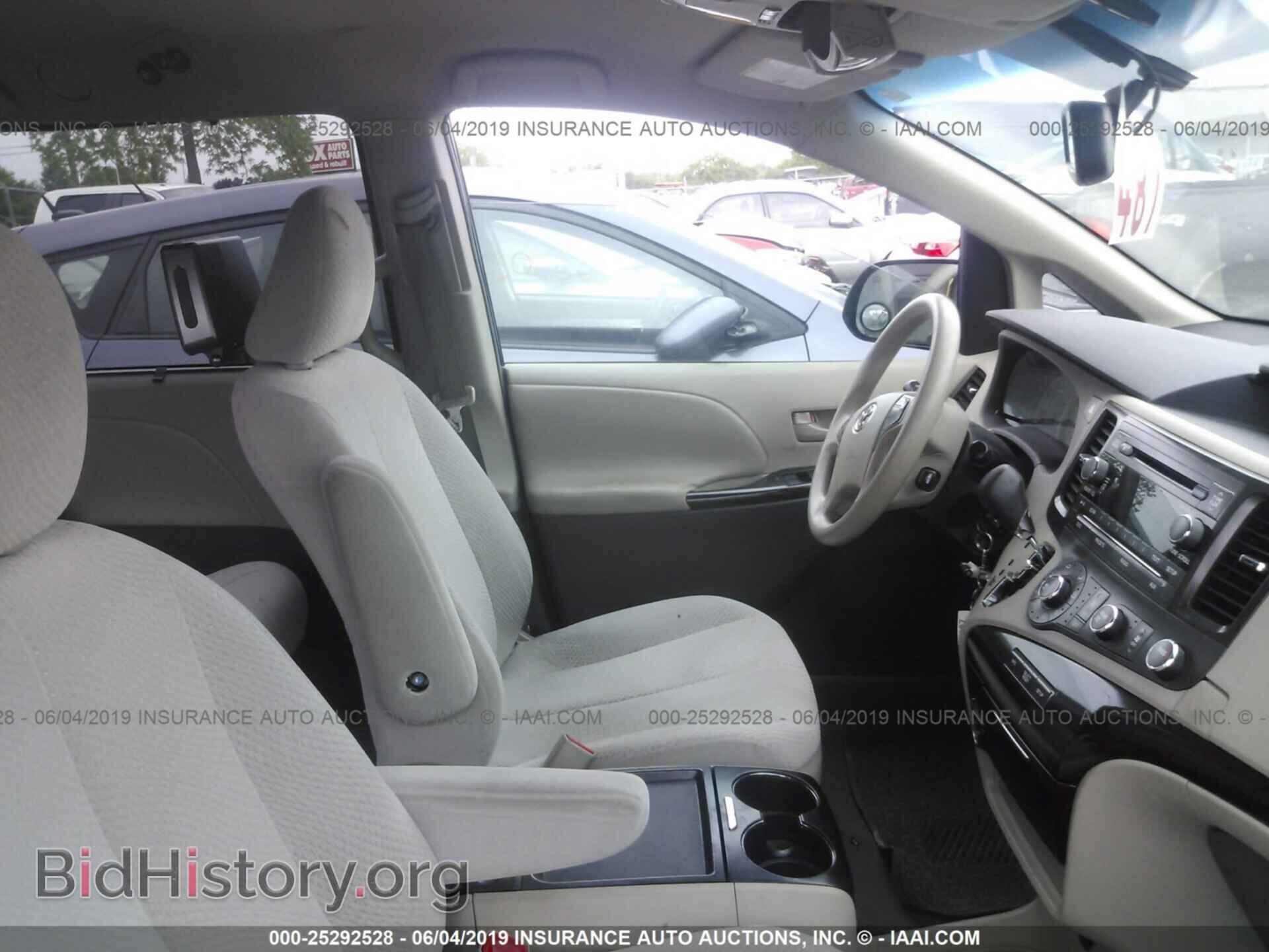 2011 TOYOTA SIENNA - VIN: 5TDKK3DC0BS036747 - Фото 5