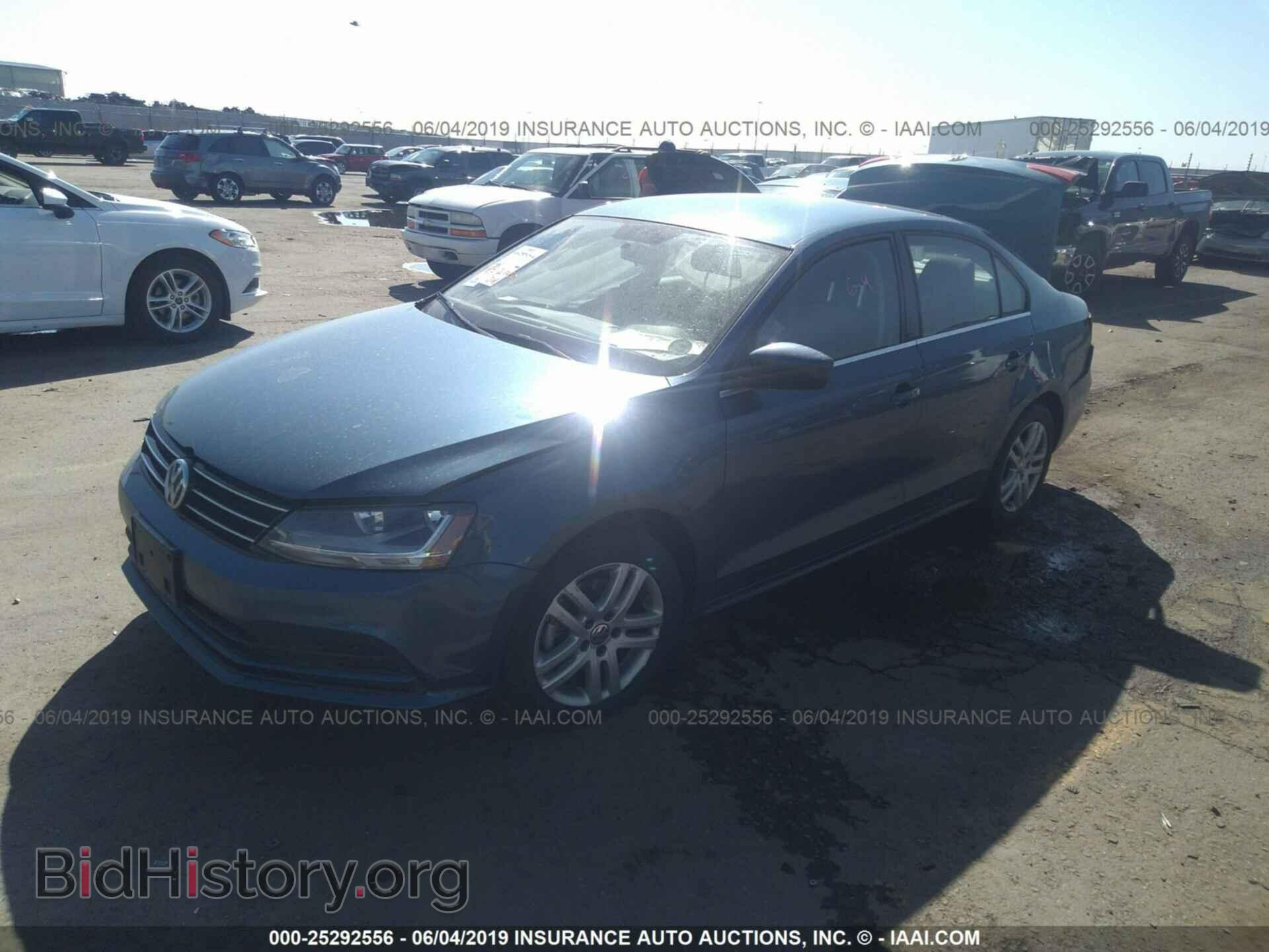 2017 VOLKSWAGEN JETTA - VIN: 3VW2B7AJ9HM227180 - Фото 2
