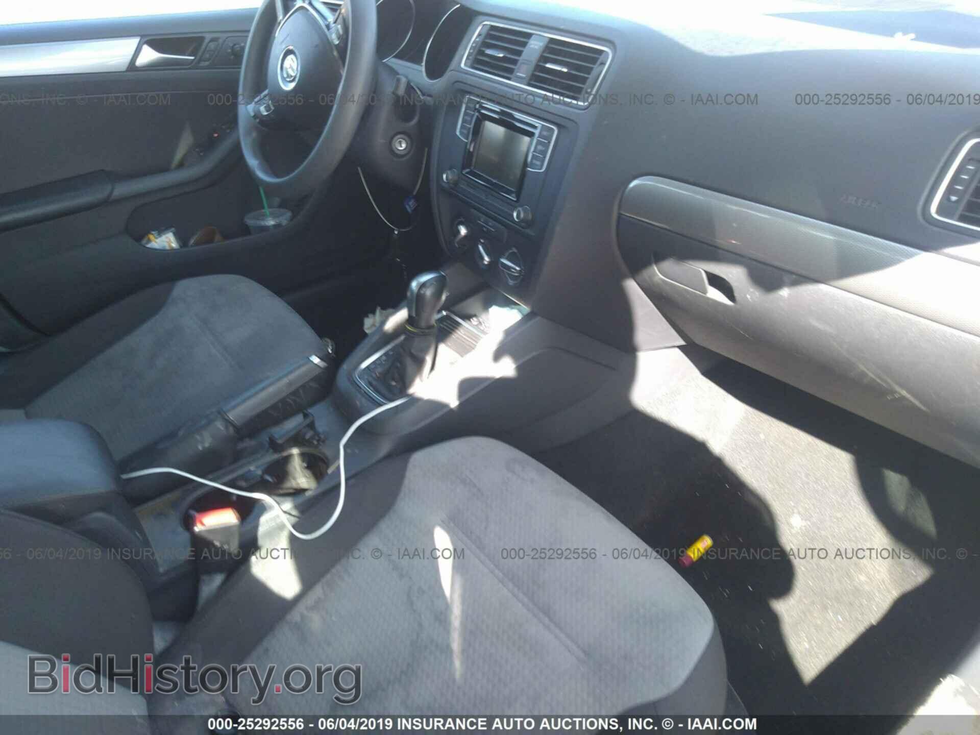 2017 VOLKSWAGEN JETTA - VIN: 3VW2B7AJ9HM227180 - Фото 5