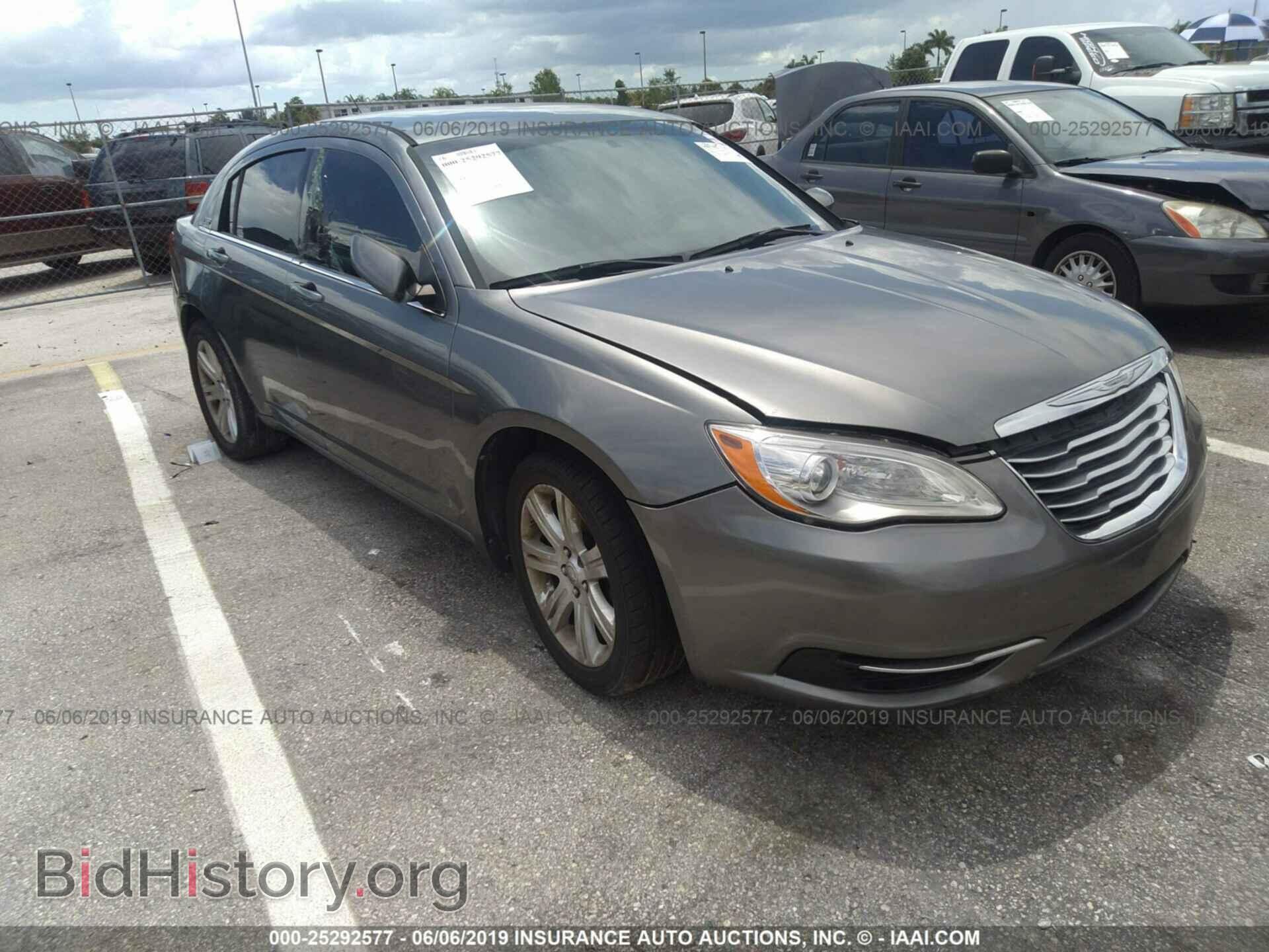 Photo 1C3CCBBB1DN765553 - CHRYSLER 200 2013