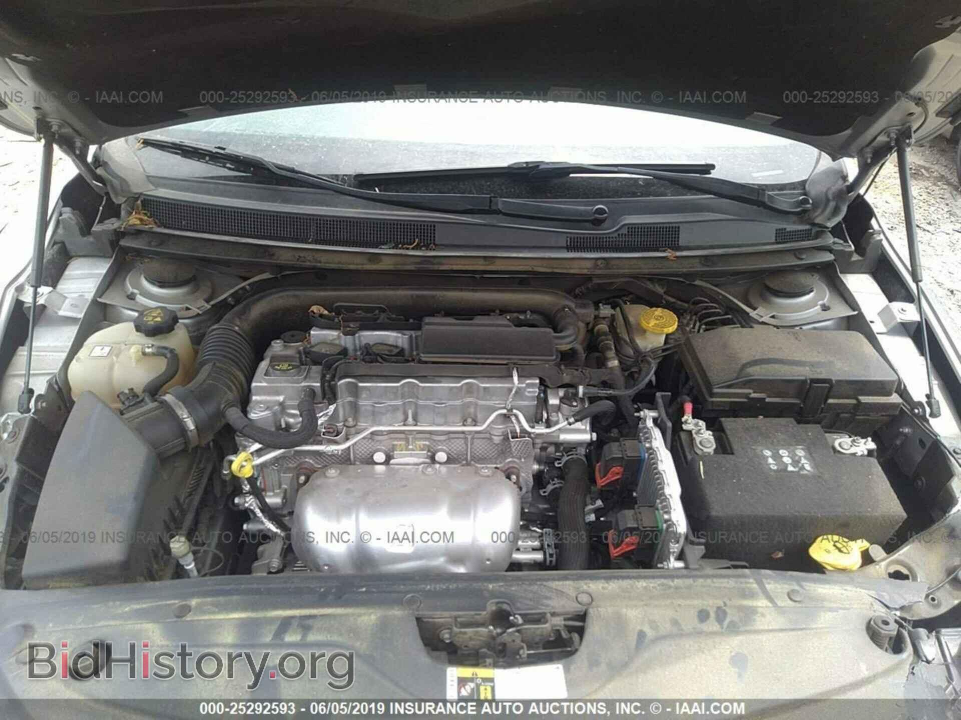 2016 CHRYSLER 200 - VIN: 1C3CCCFB4GN171446 - Фото 10