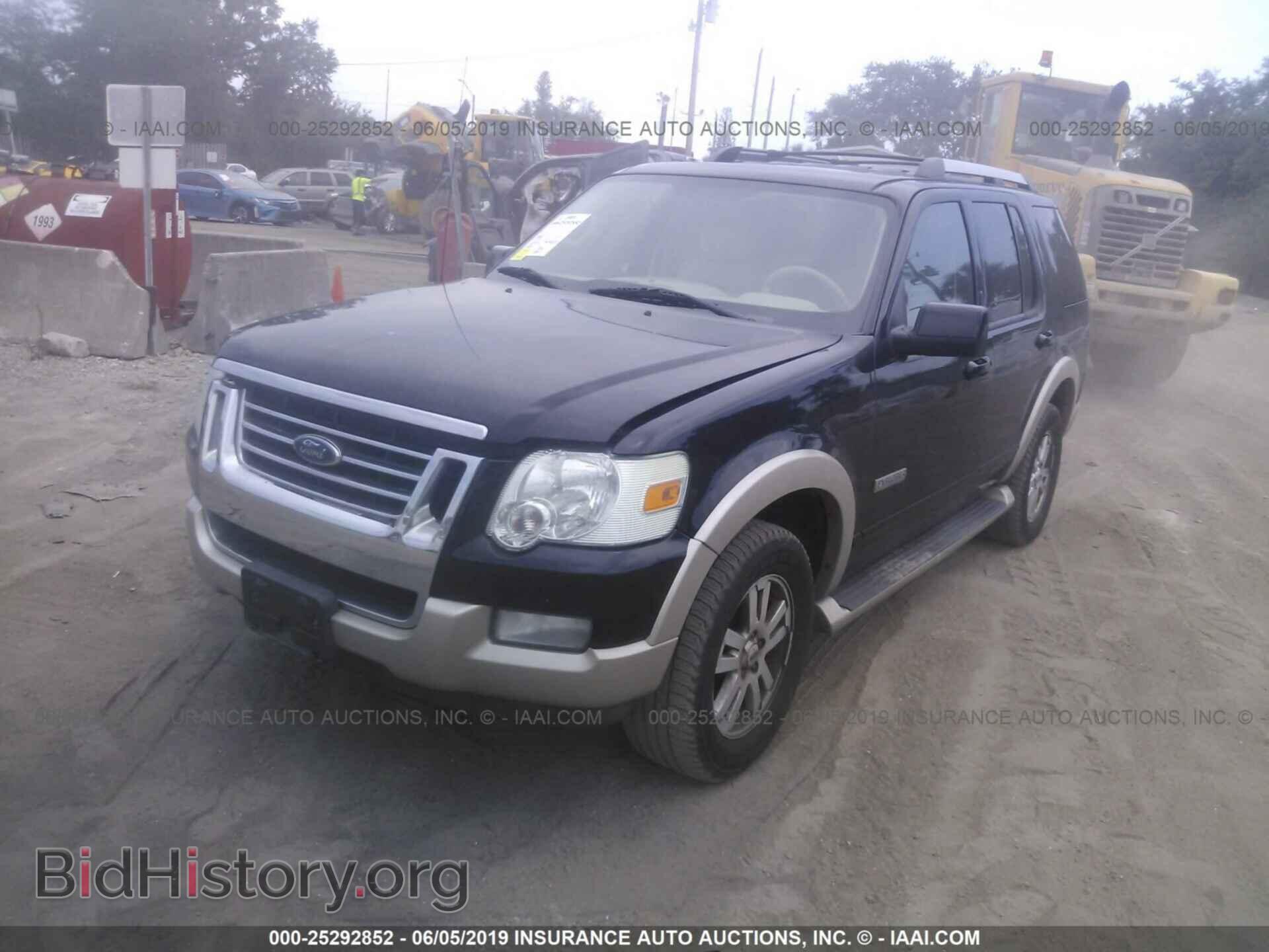2006 FORD EXPLORER - VIN: 1FMEU74E86UB67714 - Фото 2