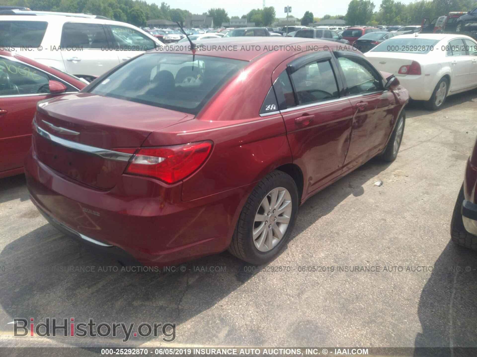 2012 CHRYSLER 200 - VIN: 1C3CCBBB4CN300179 - Фото 4