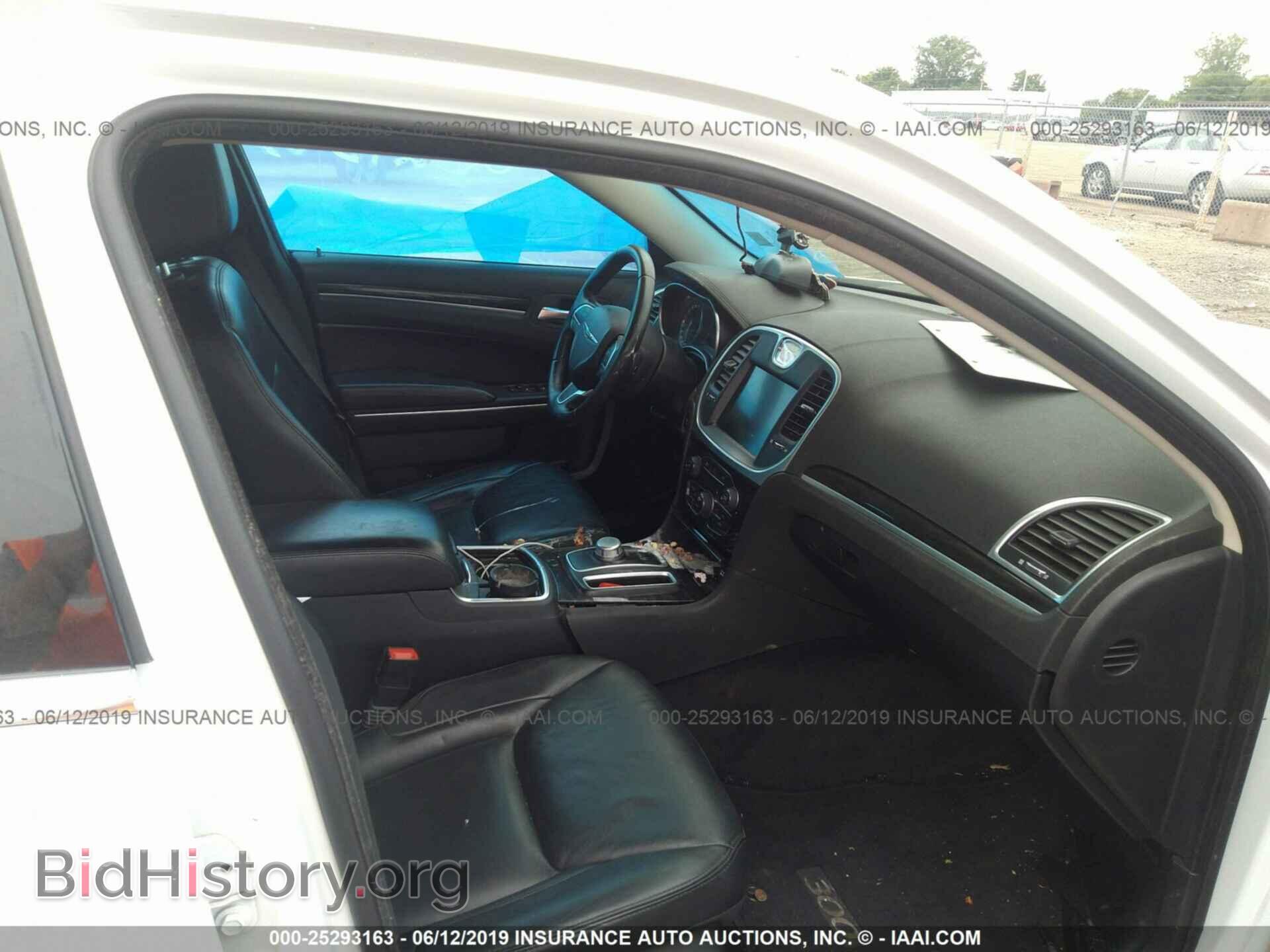 2015 CHRYSLER 300 - VIN: 2C3CCAAG9FH755775 - Photo 5