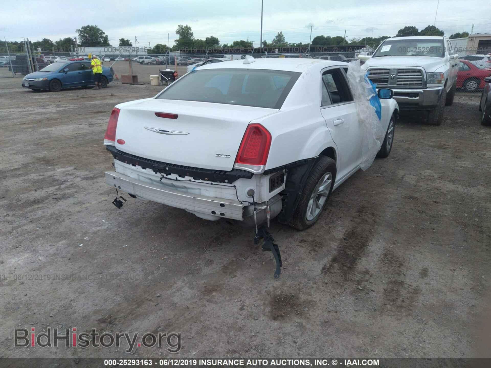 2015 CHRYSLER 300 - VIN: 2C3CCAAG9FH755775 - Photo 6