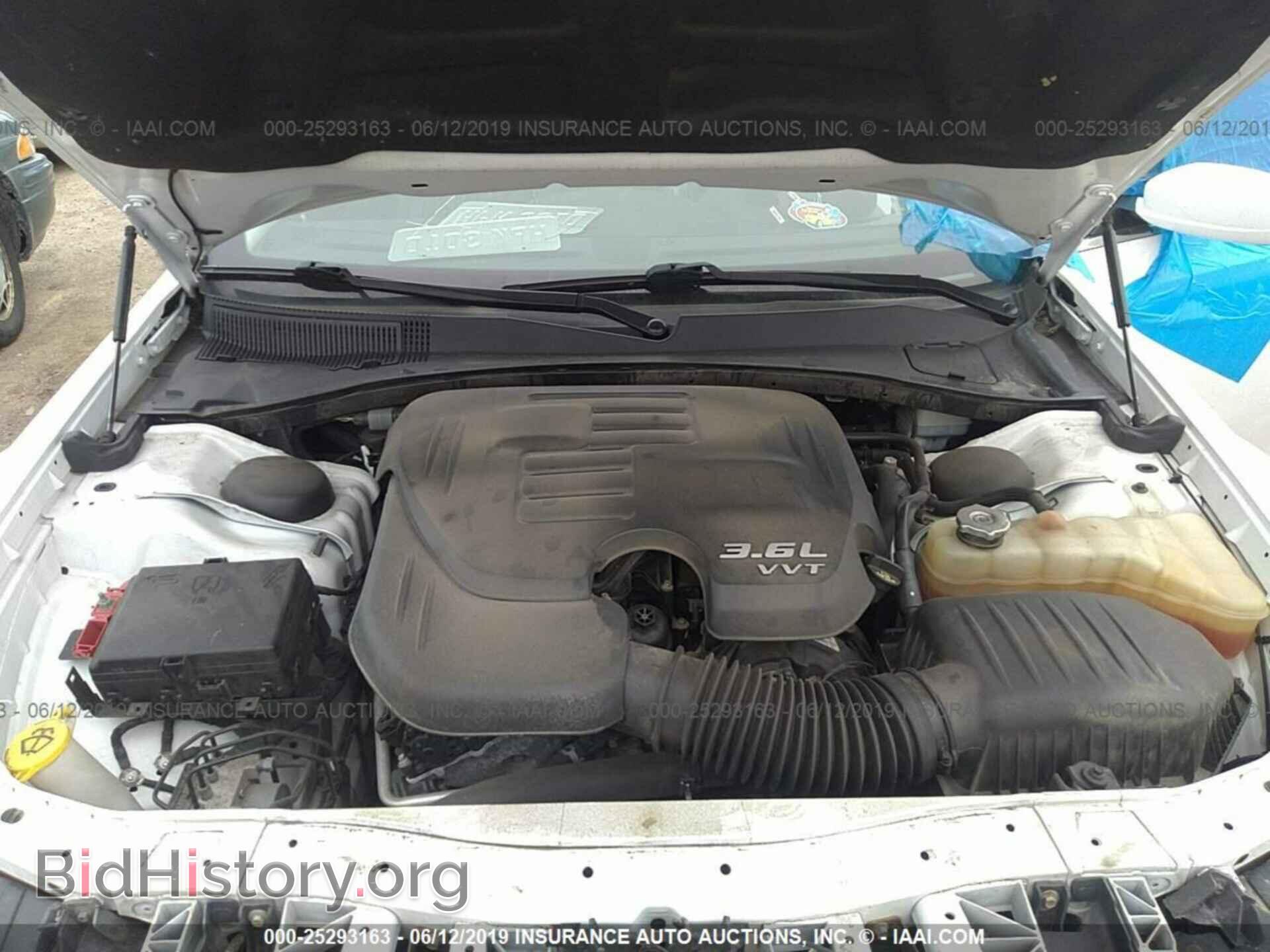 2015 CHRYSLER 300 - VIN: 2C3CCAAG9FH755775 - Photo 10