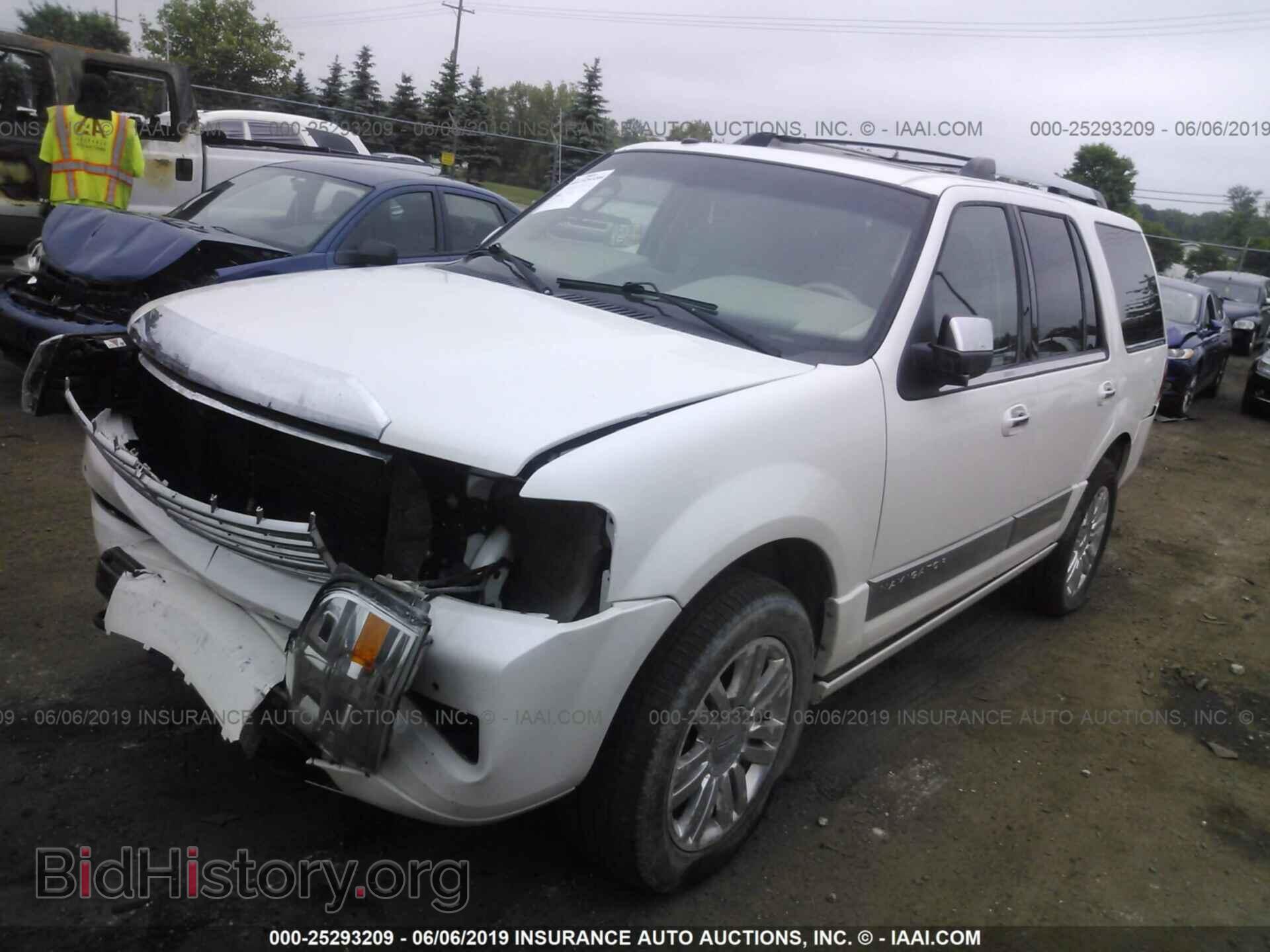 2012 LINCOLN NAVIGATOR - VIN: 5LMJJ2J50CEL01505 - Фото 2