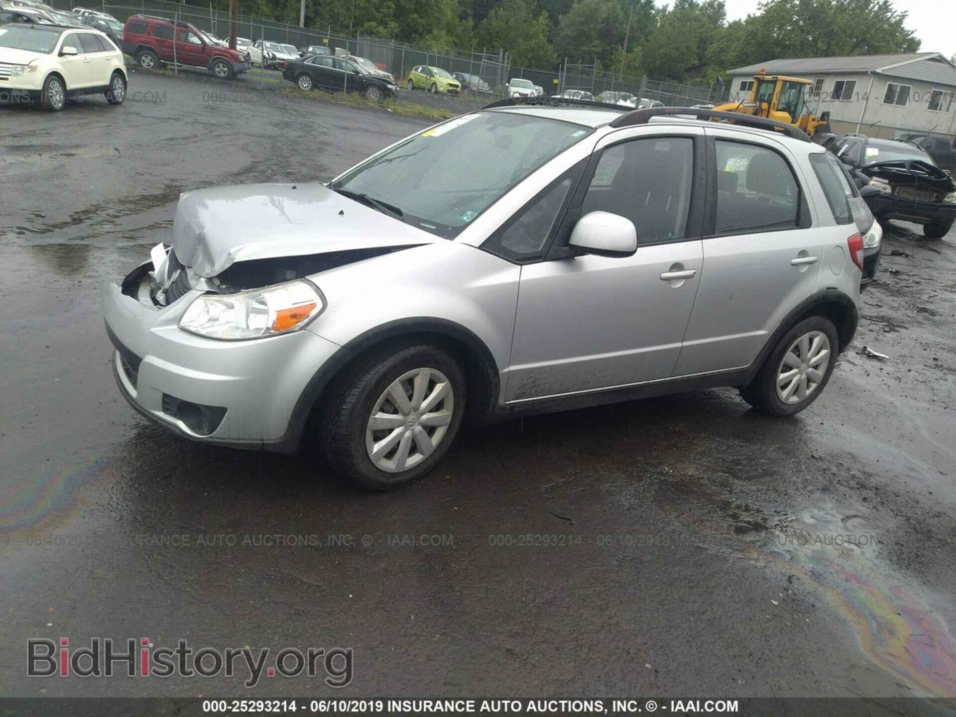2011 SUZUKI SX4 - VIN: JS2YB5A30B6301974 - Фото 2