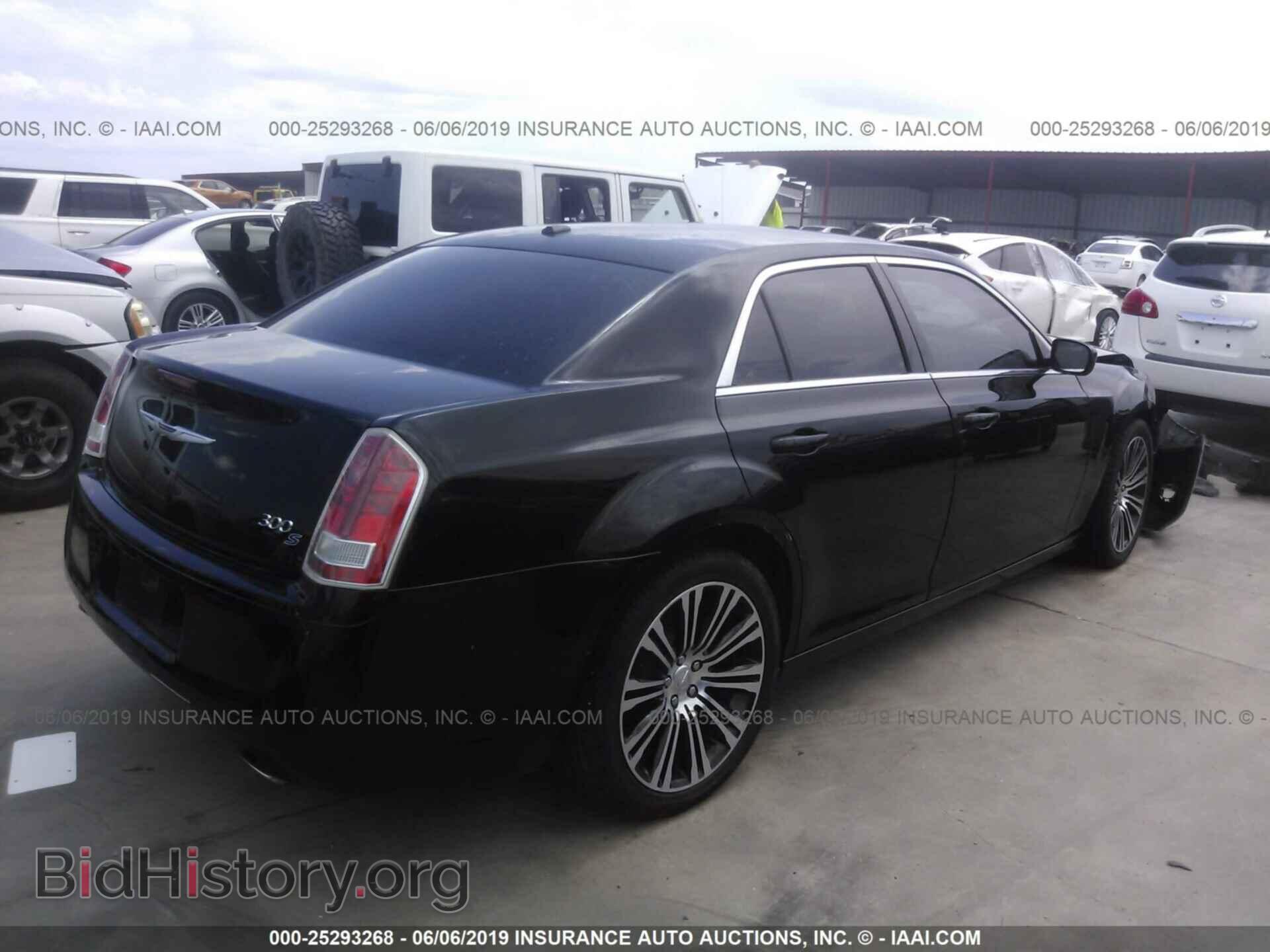 2013 CHRYSLER 300 - VIN: 2C3CCABG4DH504111 - Photo 4