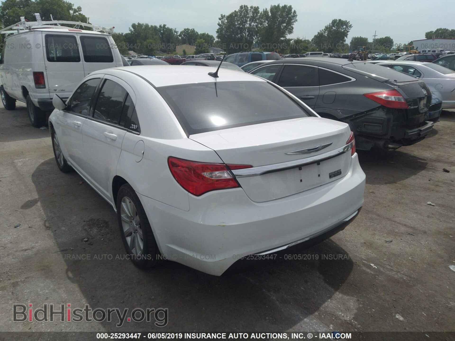 2012 CHRYSLER 200 - VIN: 1C3CCBBB7CN262916 - Фото 3