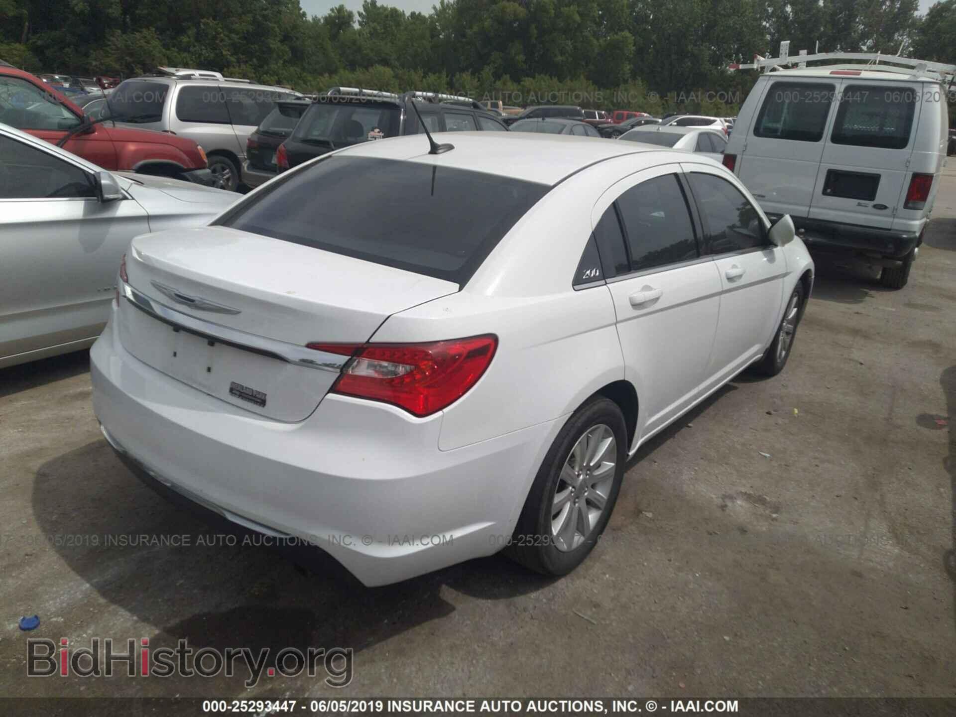 2012 CHRYSLER 200 - VIN: 1C3CCBBB7CN262916 - Фото 4
