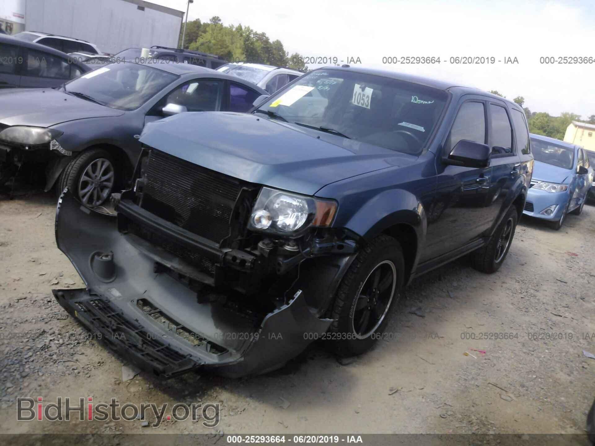 2011 FORD ESCAPE - VIN: 1FMCU9DG4BKB15409 - Photo 2