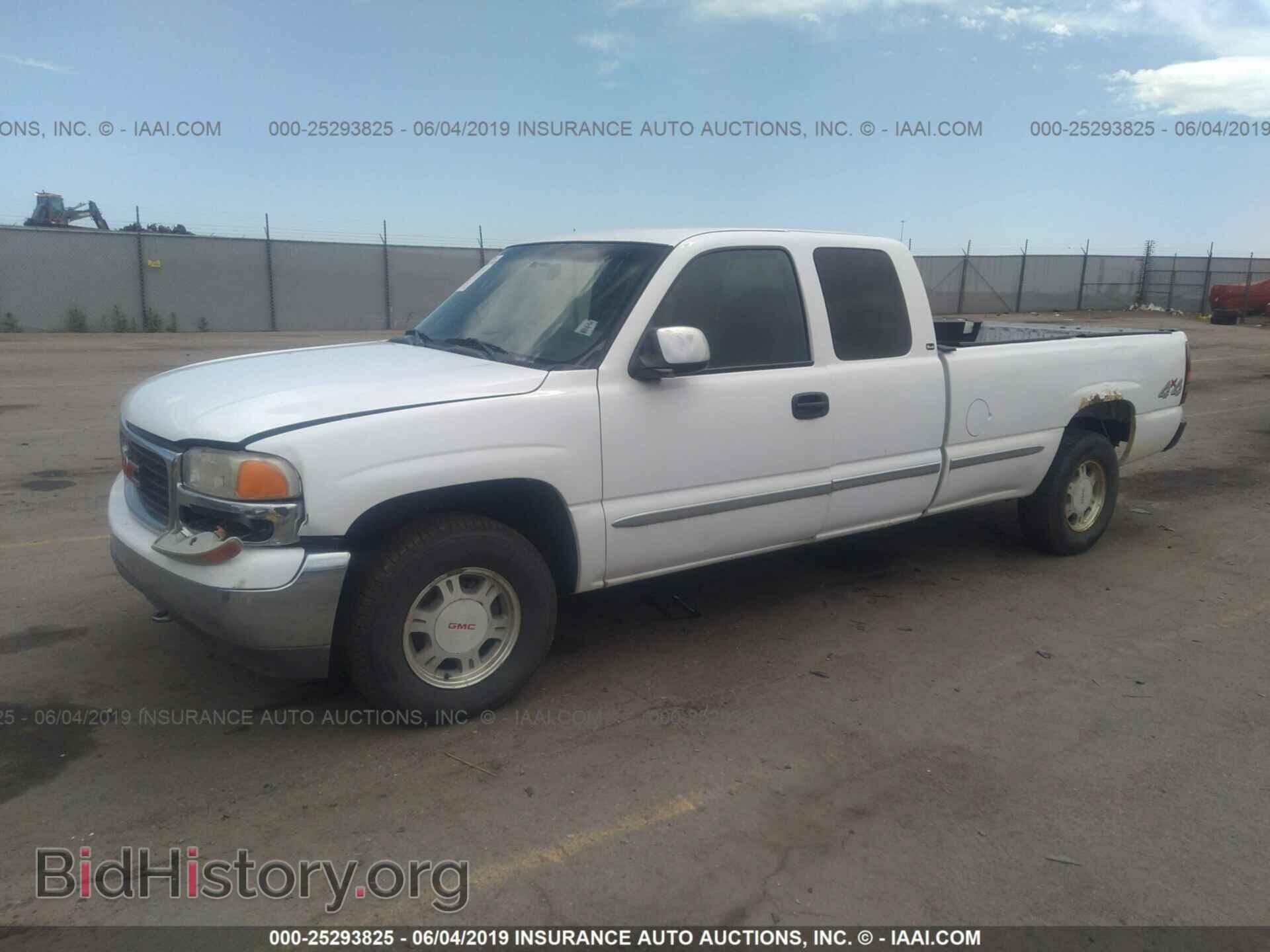 2000 GMC NEW SIERRA - VIN: 1GTEK19T5YE173241 - Фото 2