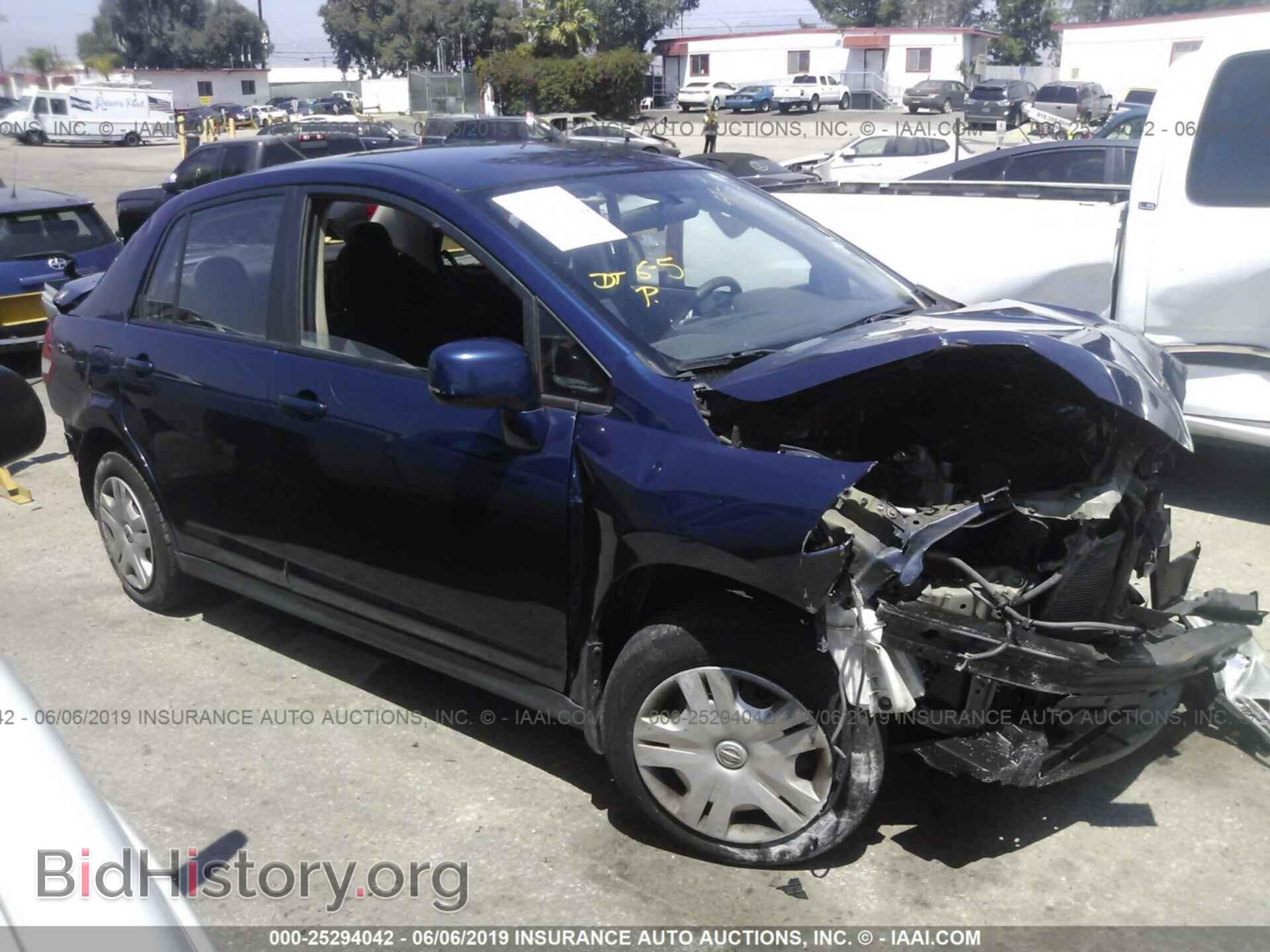 Фотография 3N1BC1AP2BL380744 - NISSAN VERSA 2011