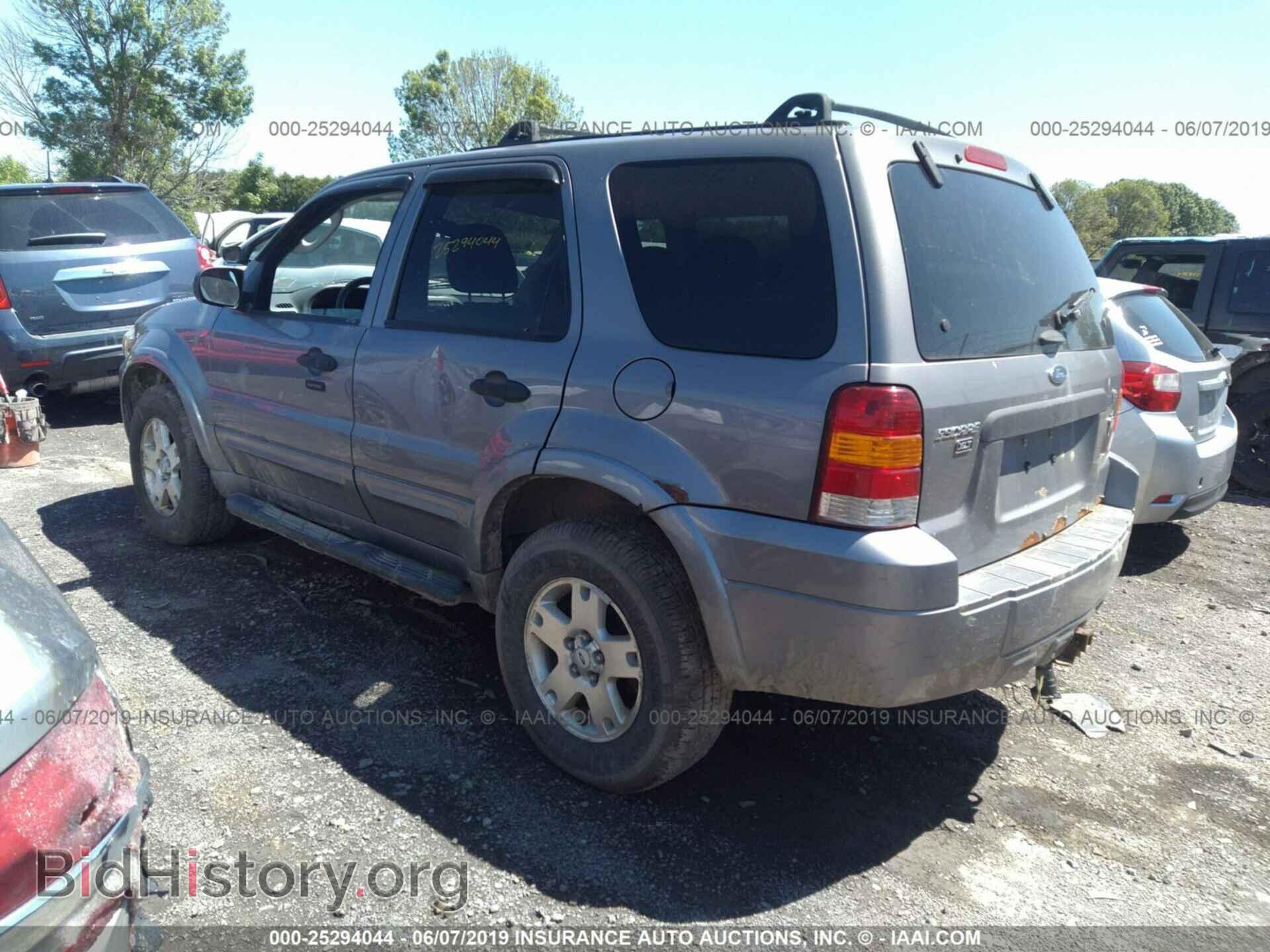 2007 FORD ESCAPE - VIN: 1FMYU93117KA69936 - Фото 3