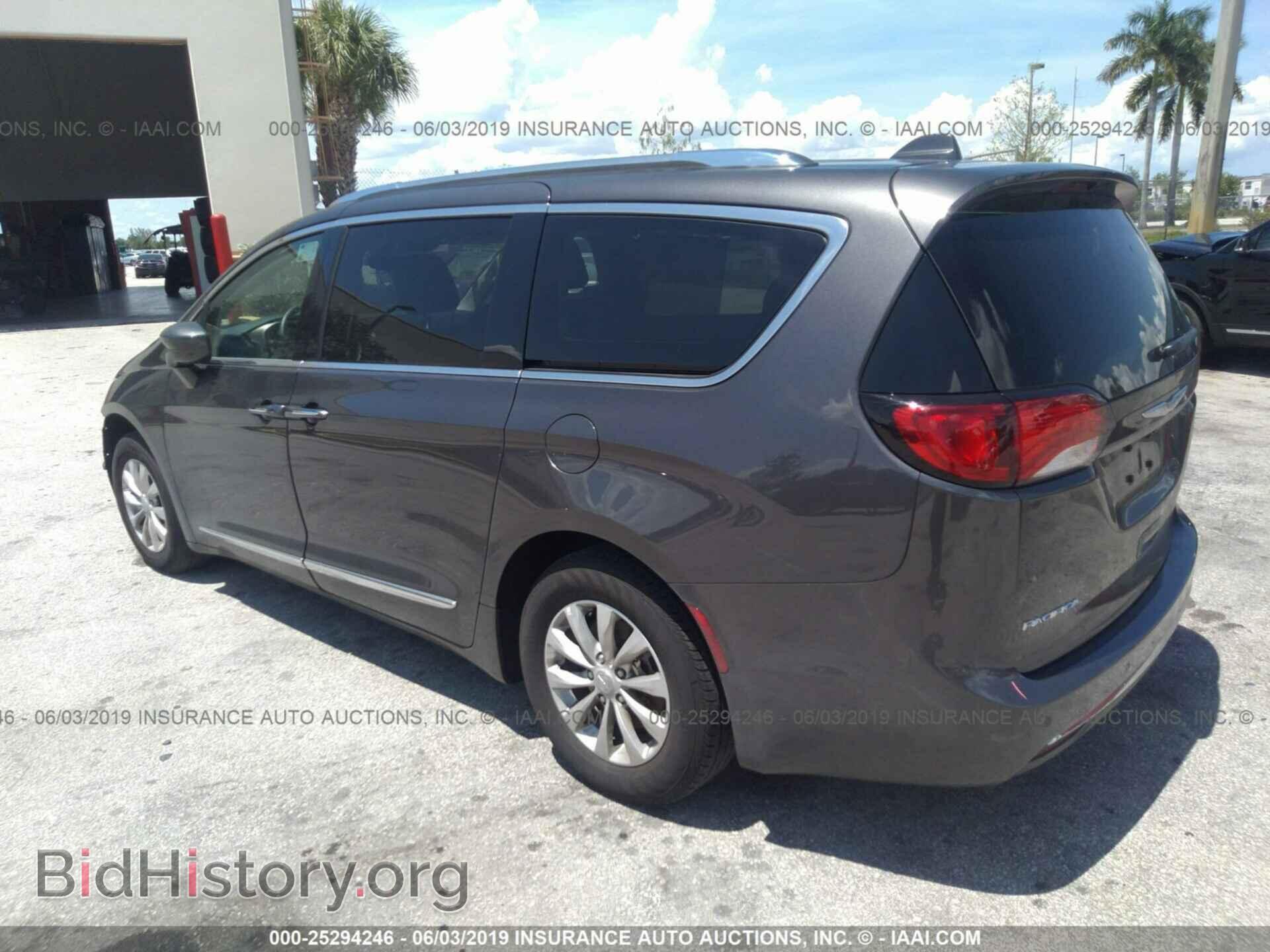 2019 CHRYSLER PACIFICA - VIN: 2C4RC1BG9KR627108 - Фото 3