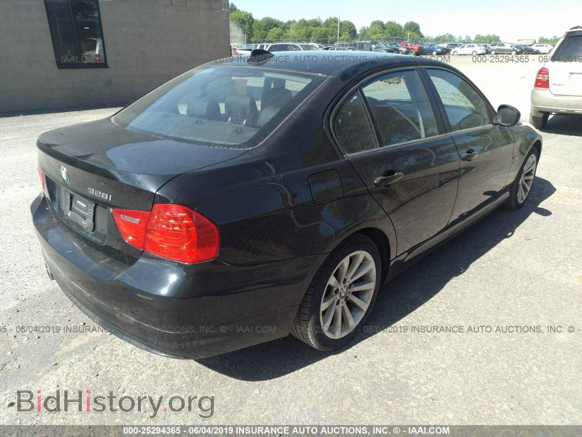 2011 BMW 328 - VIN: WBAPK7C59BA972988 - Фото 4