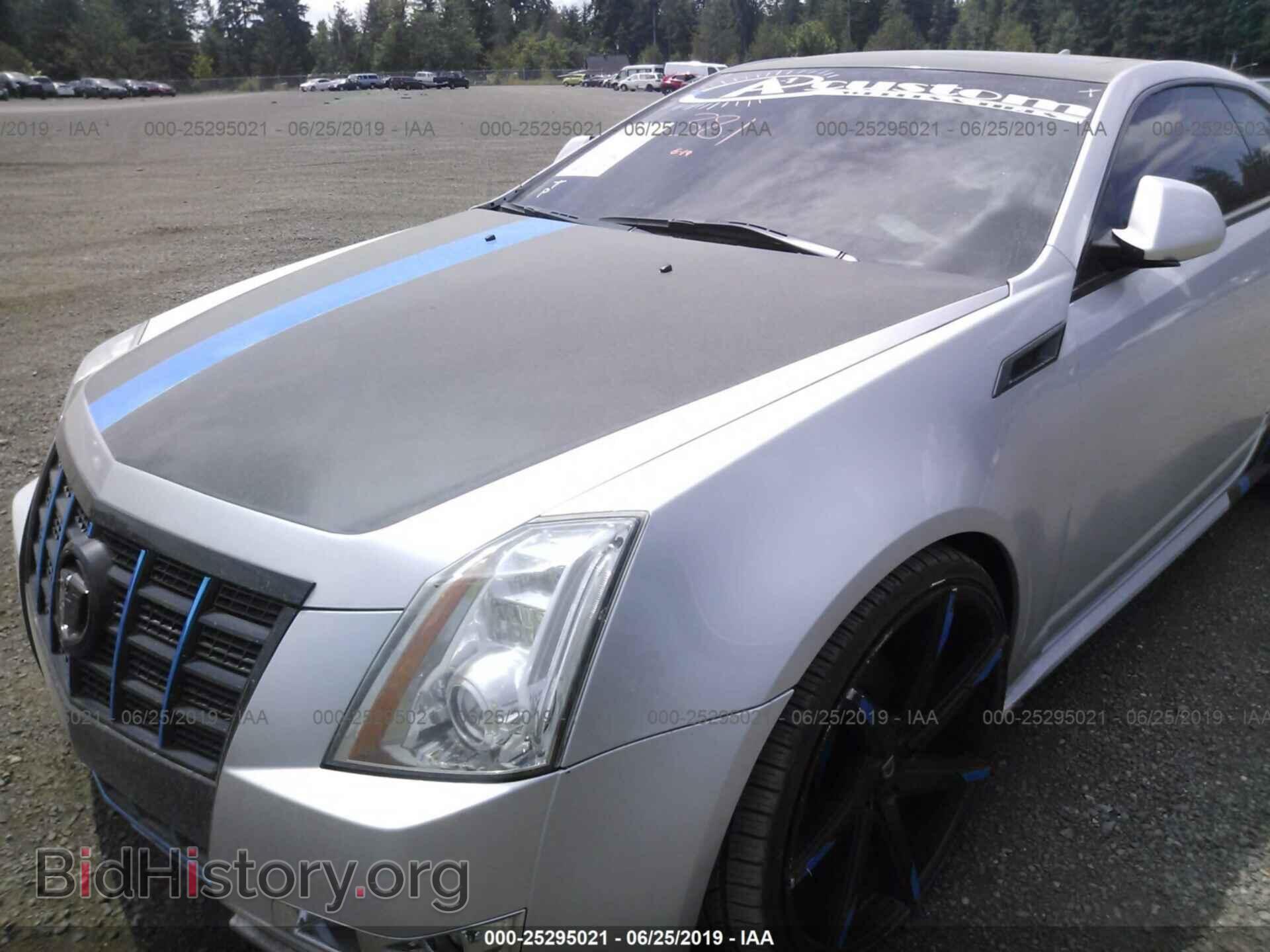 2011 CADILLAC CTS - VIN: 1G6DS1ED2B0102077 - Фото 2