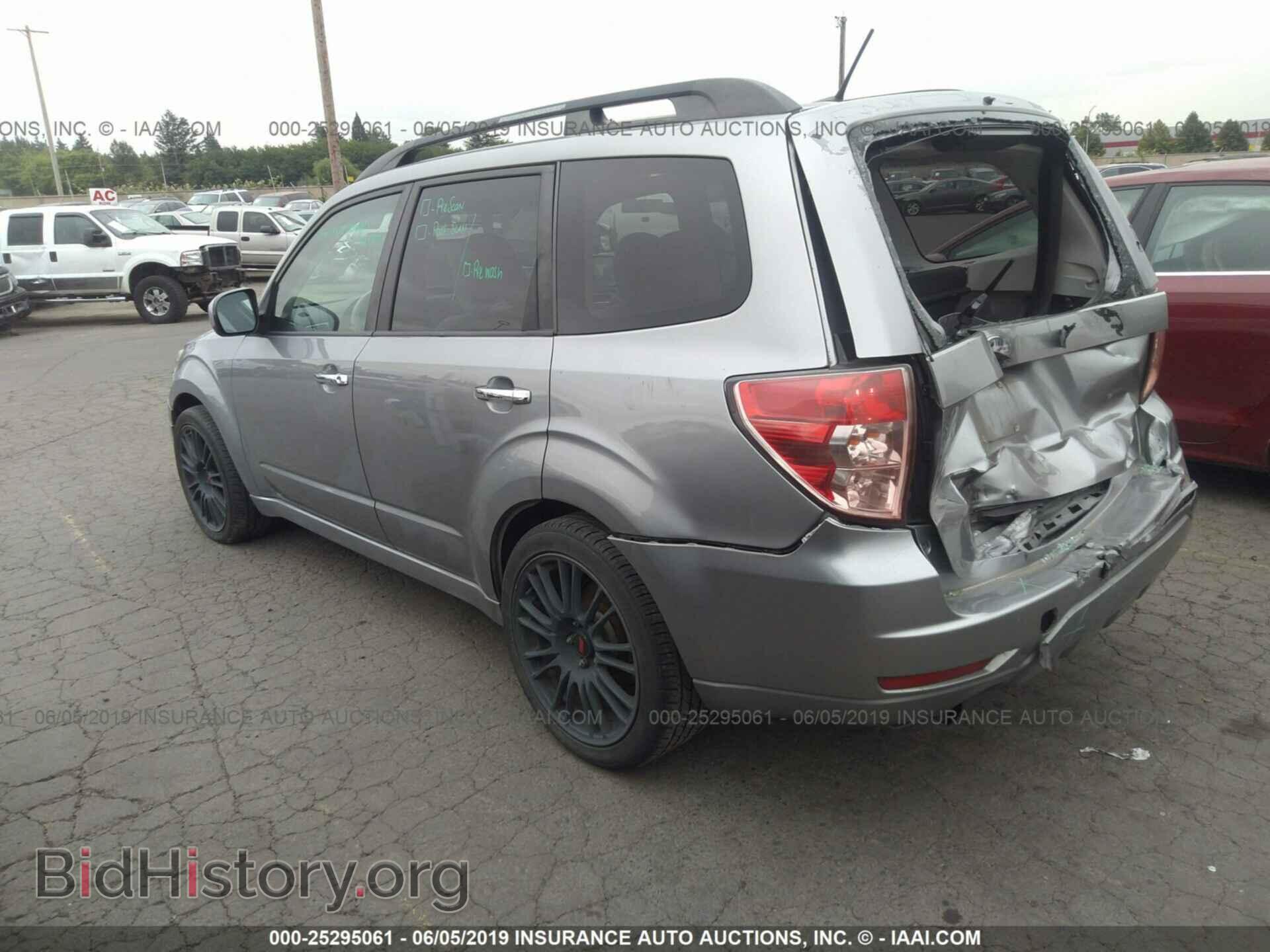 2011 SUBARU FORESTER - VIN: JF2SHADC5BH743433 - Фото 3