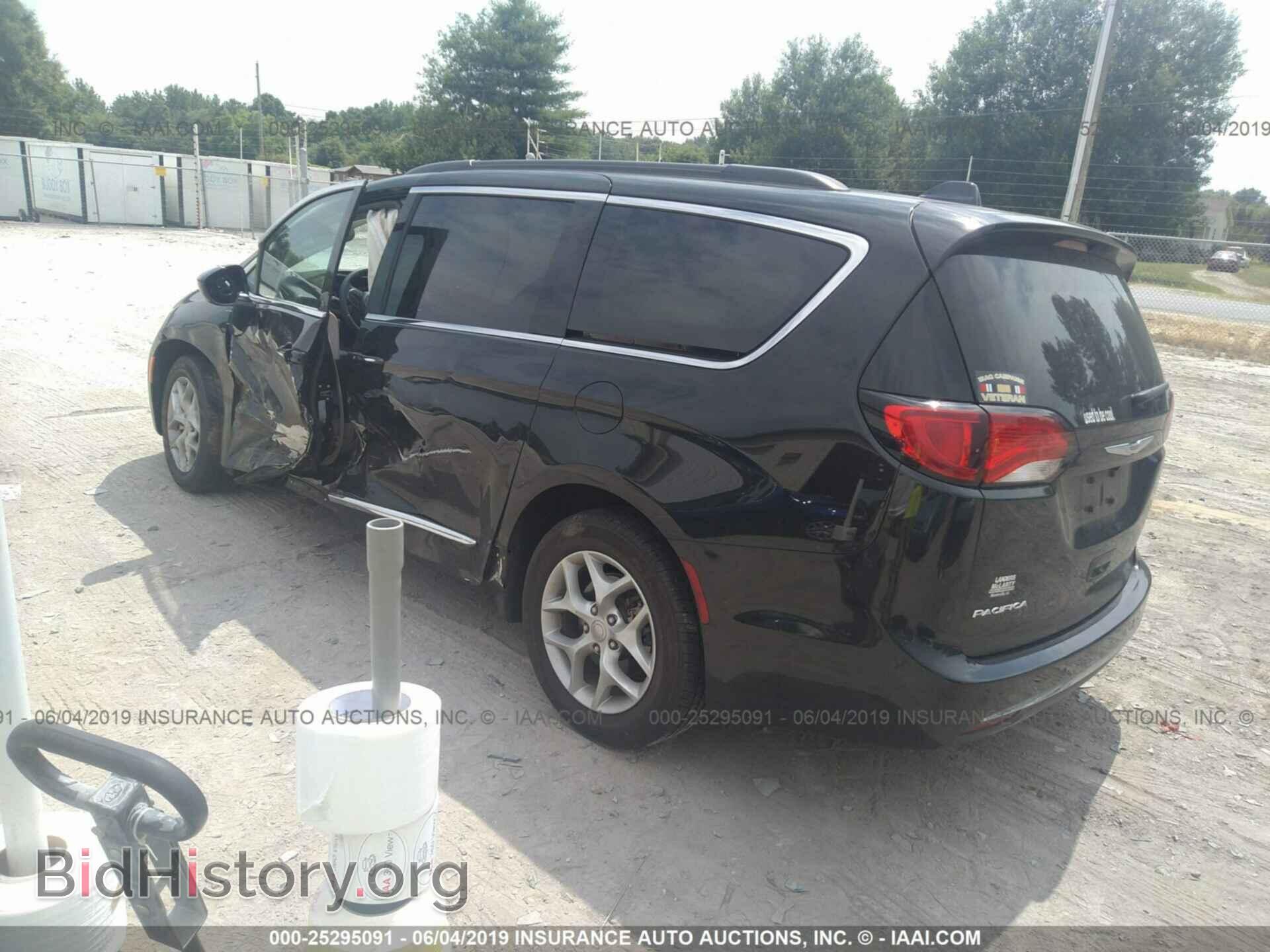 2017 CHRYSLER PACIFICA - VIN: 2C4RC1BGXHR670168 - Photo 3