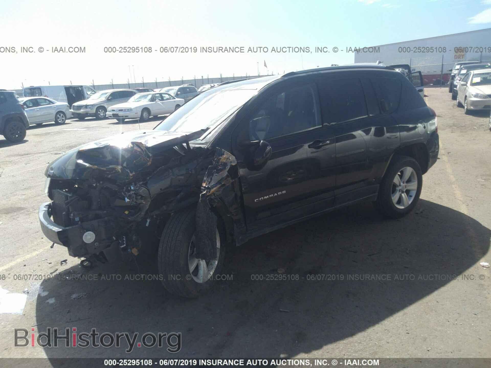 2015 JEEP COMPASS - VIN: 1C4NJDEB6FD357446 - Фото 2