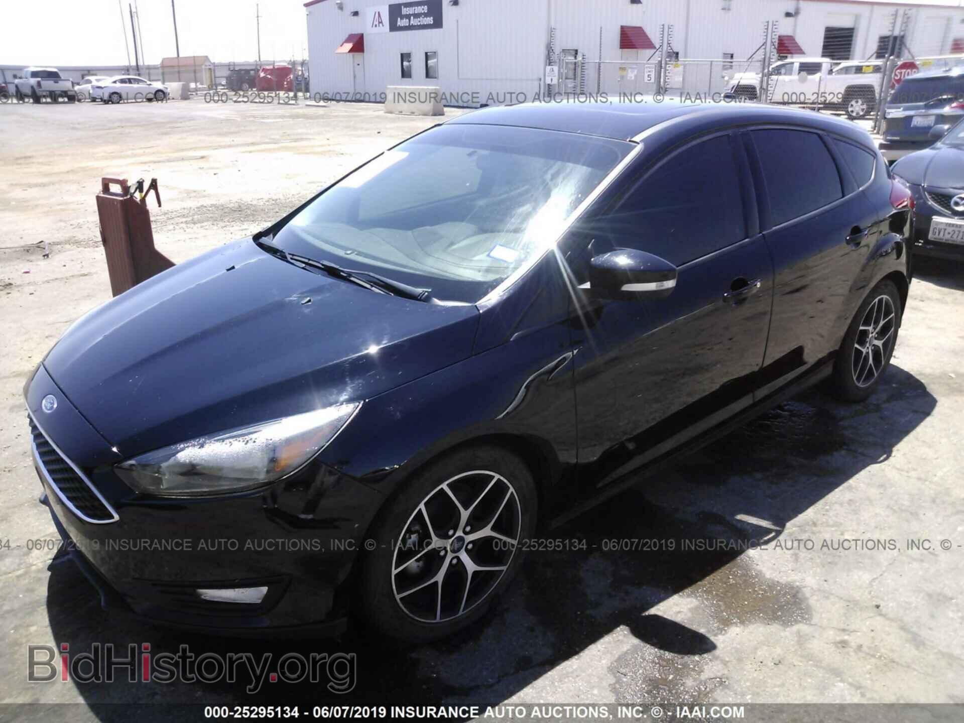 2018 FORD FOCUS - VIN: 1FADP3M23JL223066 - Photo 2