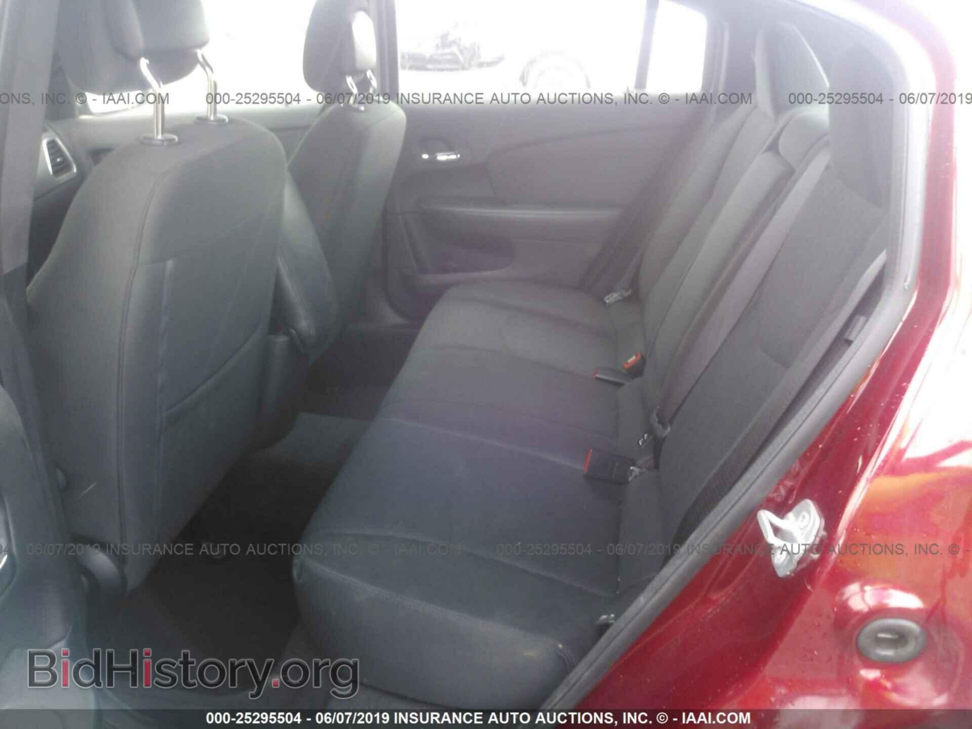 2012 CHRYSLER 200 - VIN: 1C3CCBABXCN172421 - Фото 8