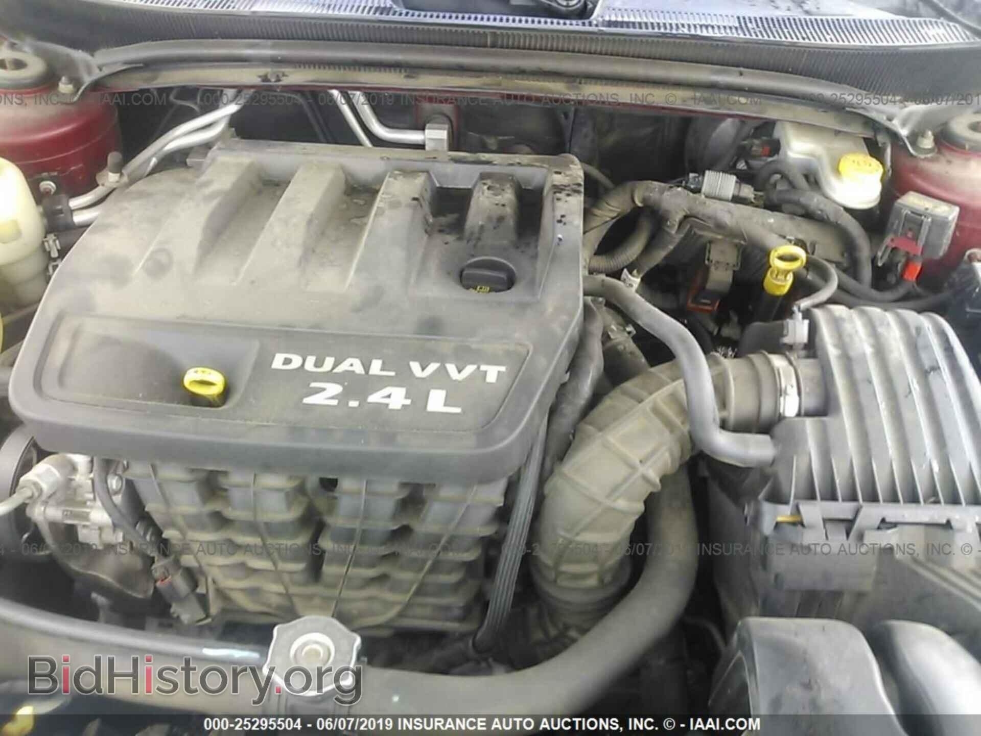 2012 CHRYSLER 200 - VIN: 1C3CCBABXCN172421 - Фото 10