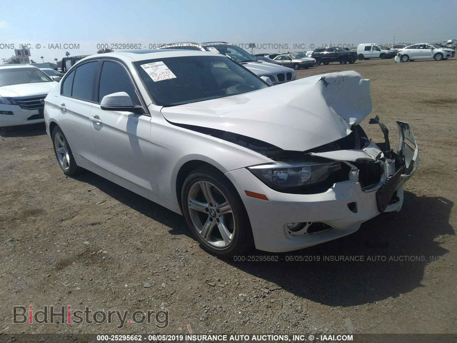 Photo WBA3B1C58EK132145 - BMW 320 2014
