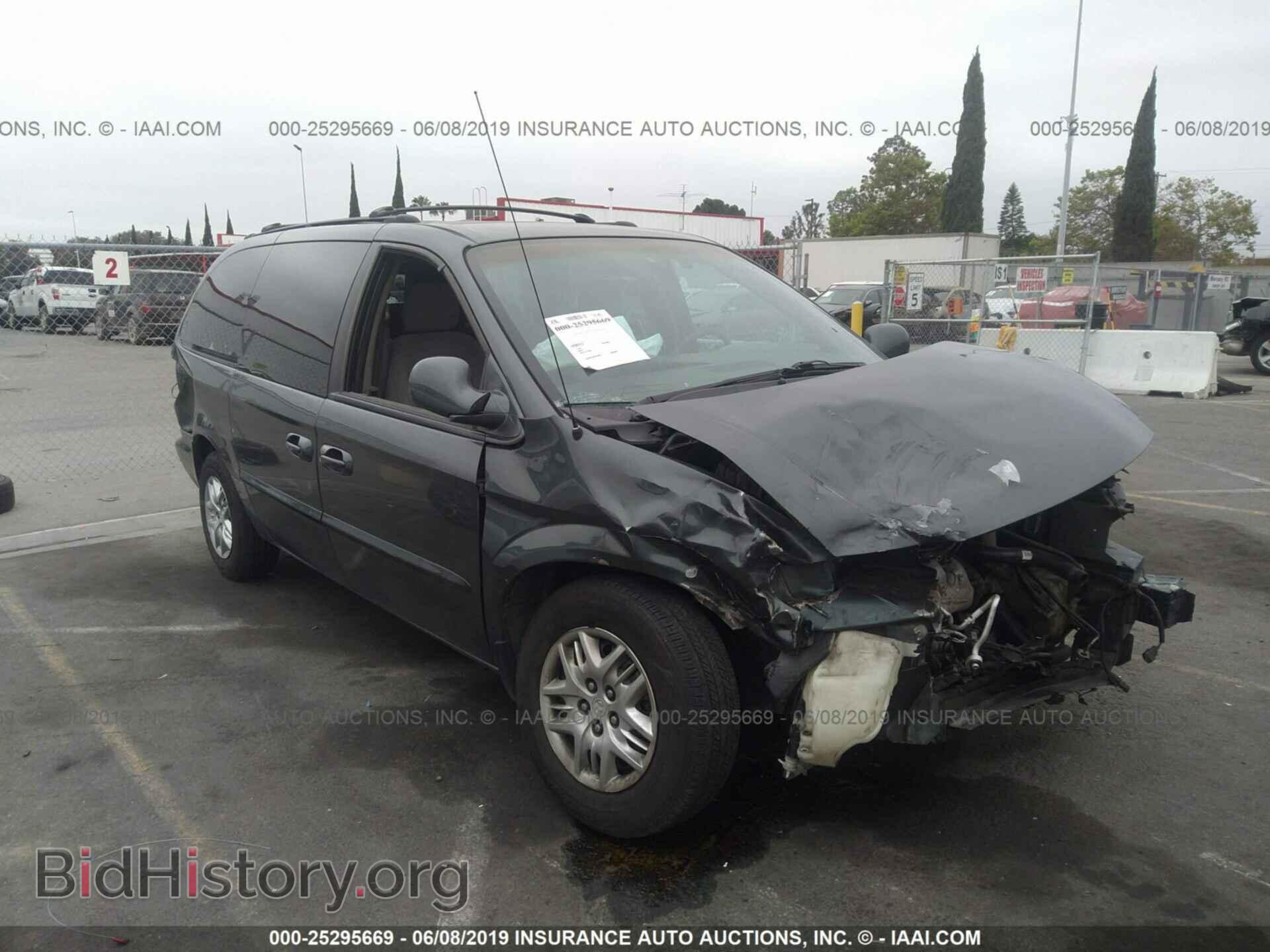 Фотография 1B4GP44362B618045 - DODGE GRAND CARAVAN 2002