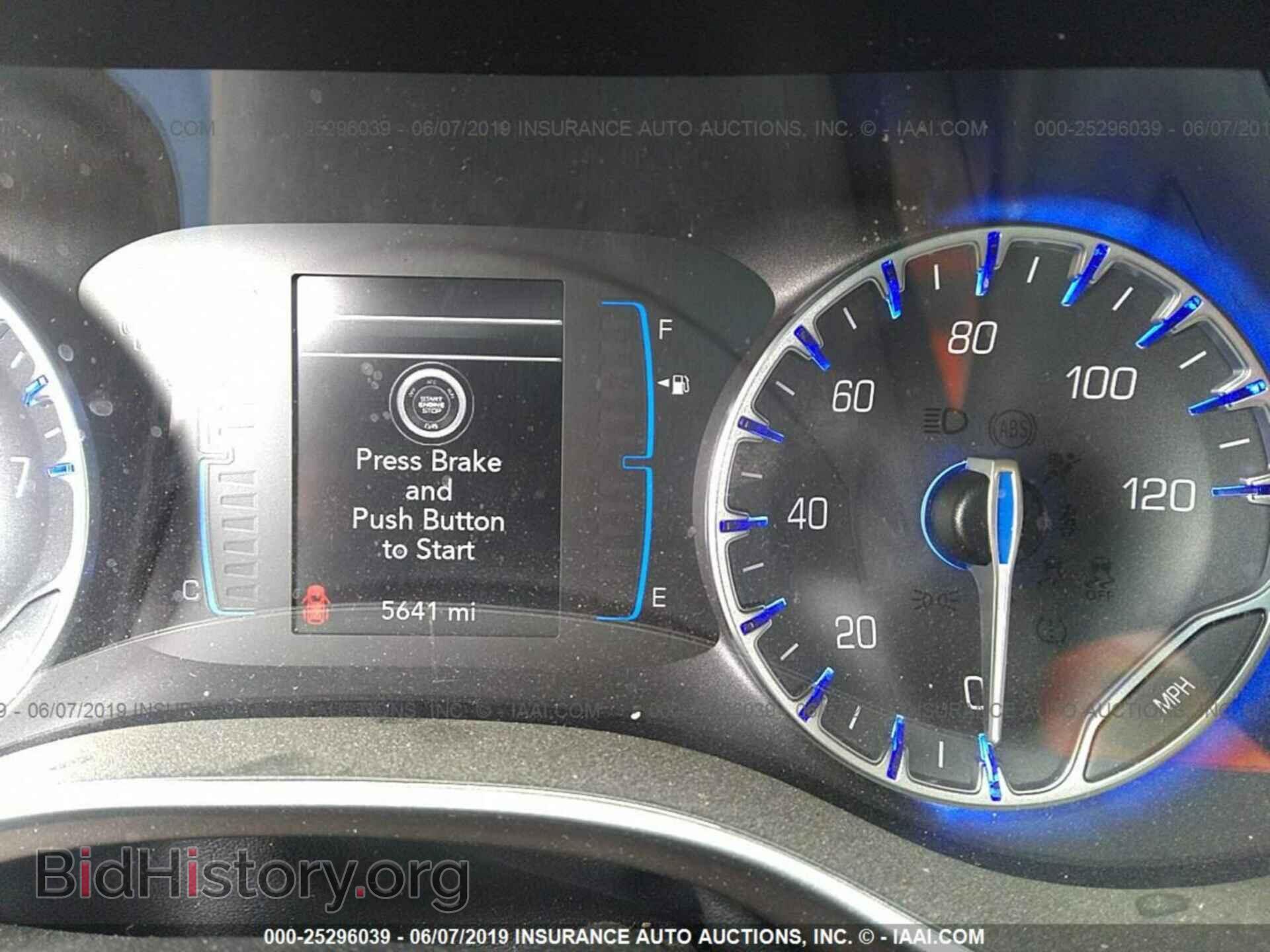 2018 CHRYSLER PACIFICA - VIN: 2C4RC1BG4JR331170 - Фото 7