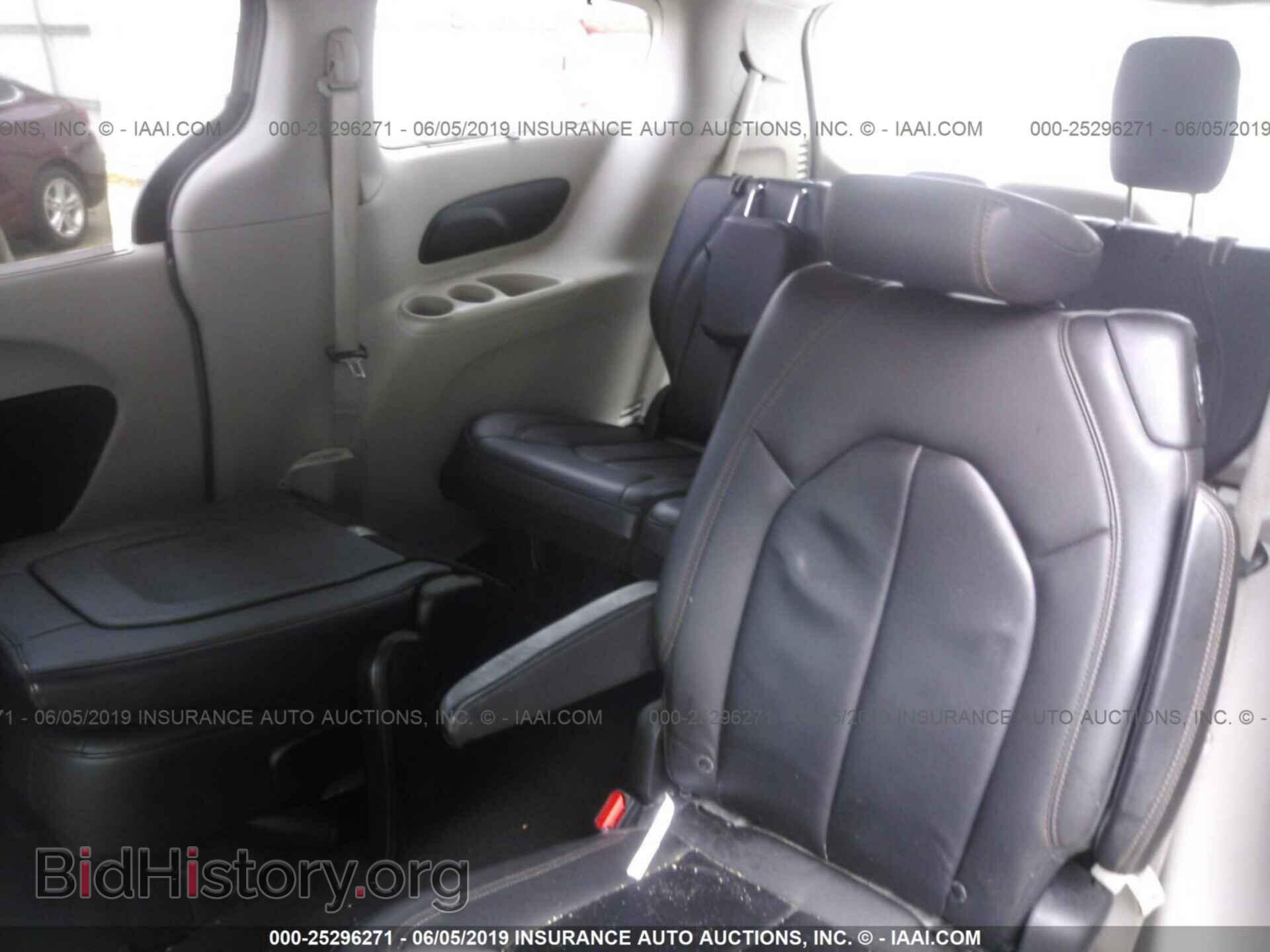 2017 CHRYSLER PACIFICA - VIN: 2C4RC1BG4HR576755 - Photo 8