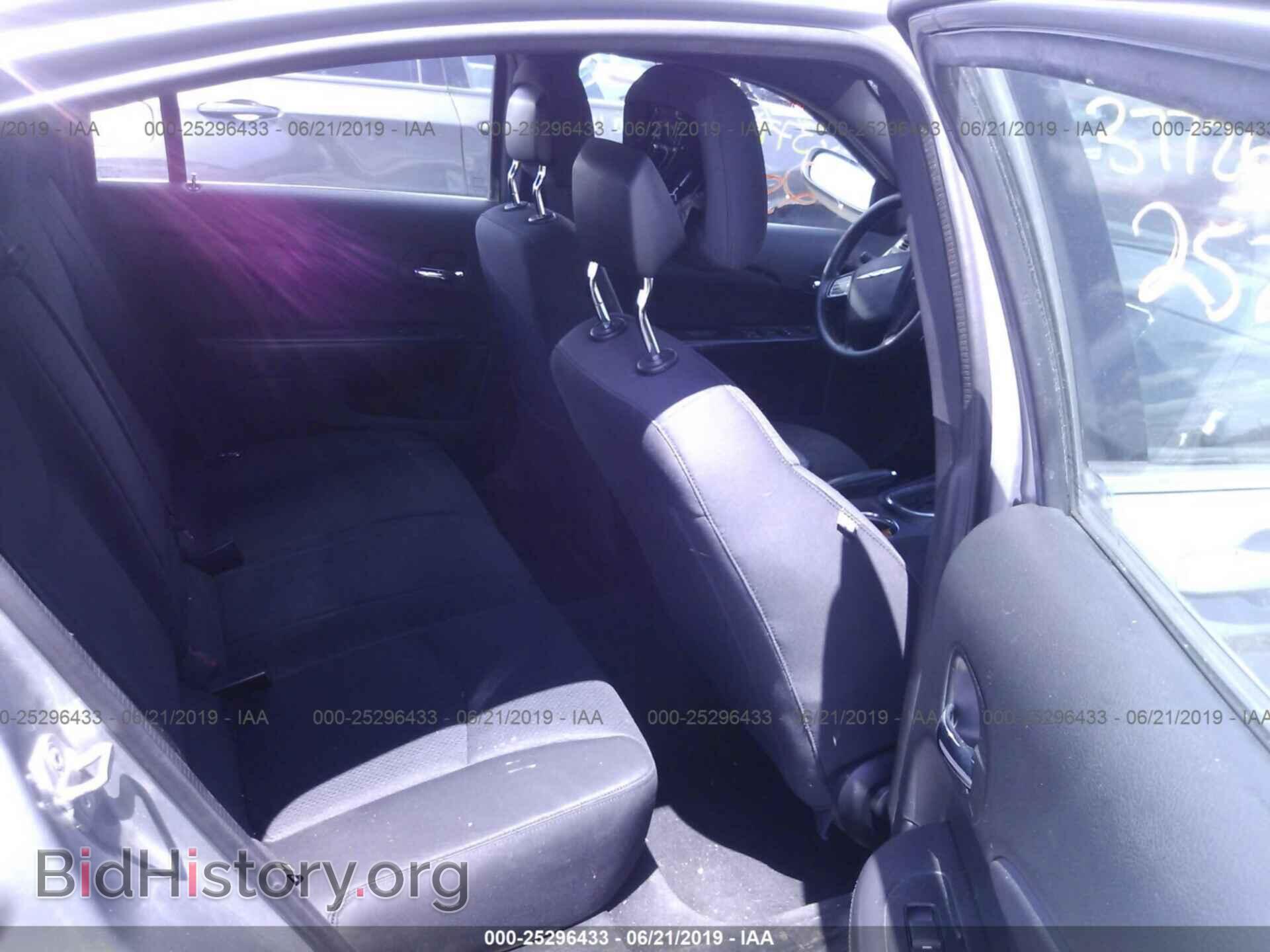 2014 CHRYSLER 200 - VIN: 1C3CCBAB4EN145136 - Photo 8