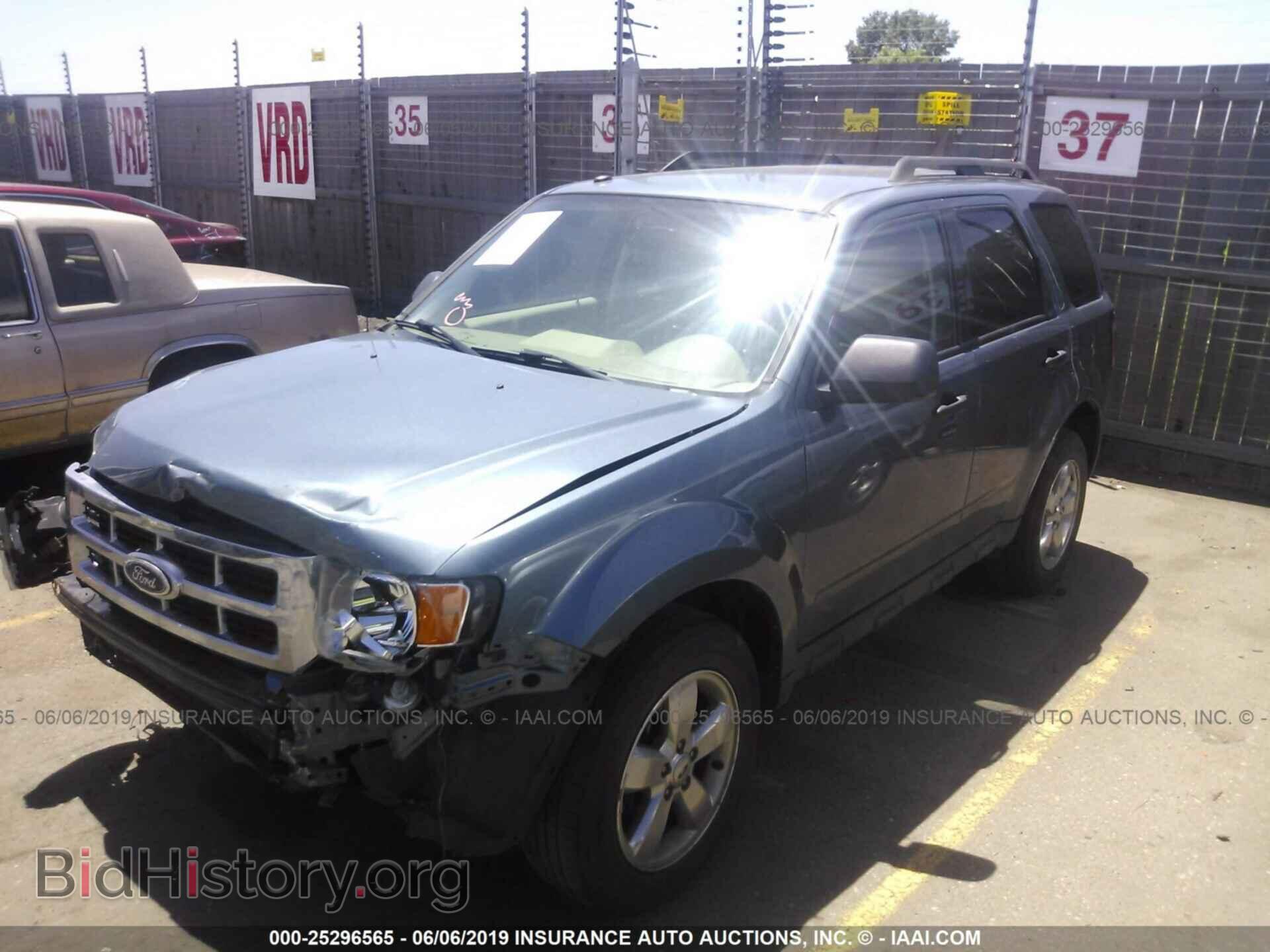 2011 FORD ESCAPE - VIN: 1FMCU9DG1BKA49790 - Photo 2