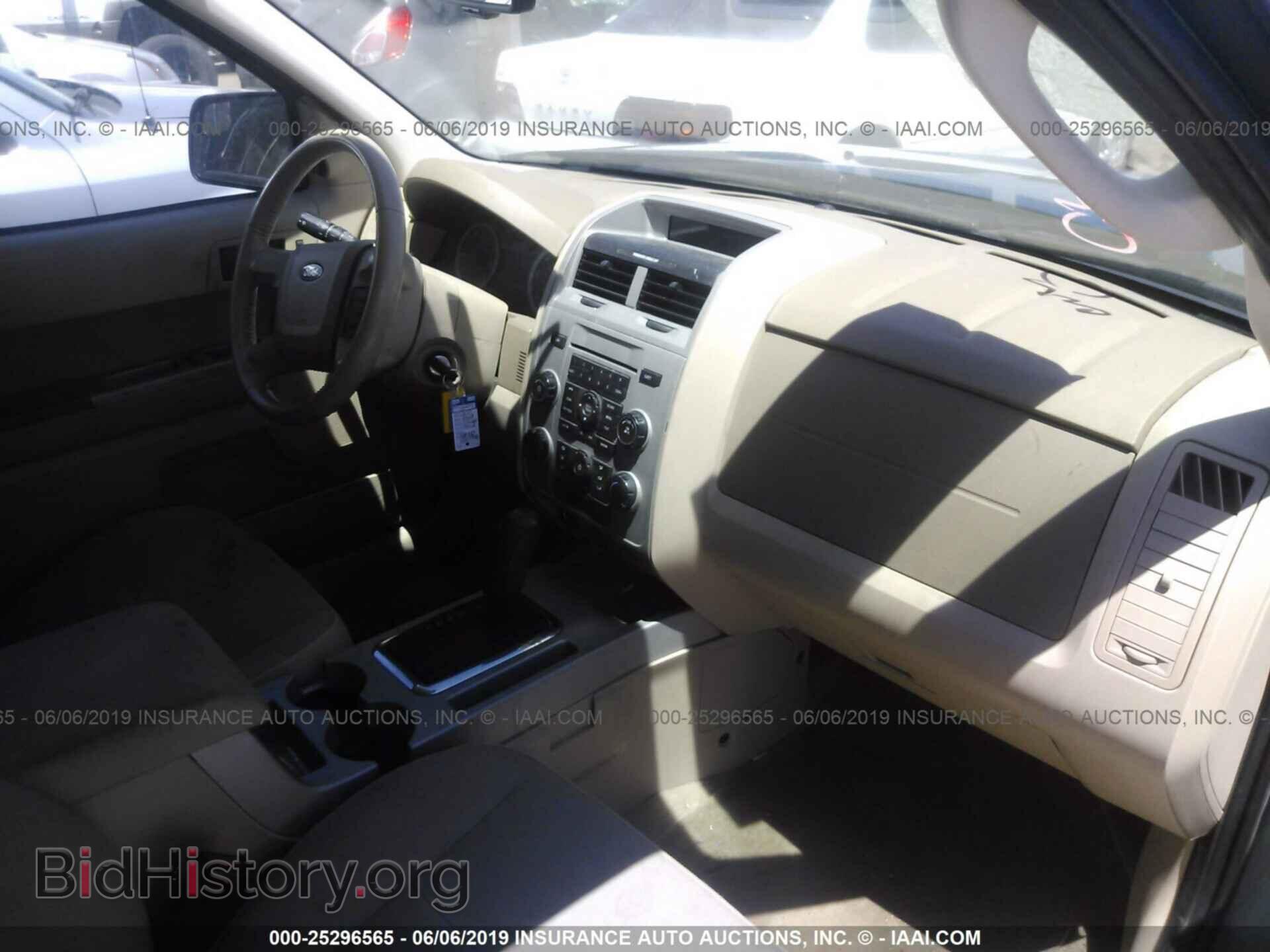 2011 FORD ESCAPE - VIN: 1FMCU9DG1BKA49790 - Photo 5