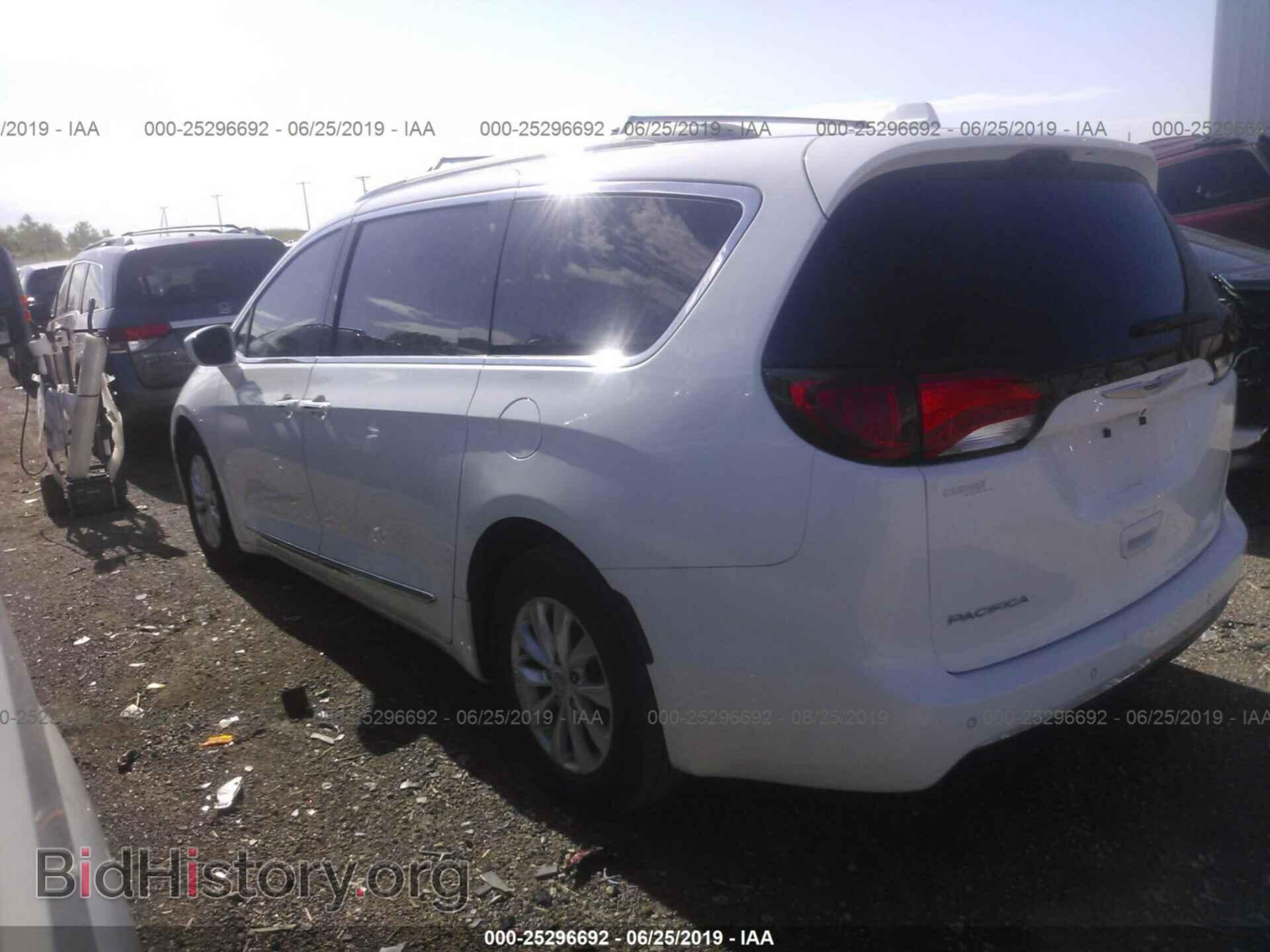 2017 CHRYSLER PACIFICA - VIN: 2C4RC1BG1HR520580 - Photo 3