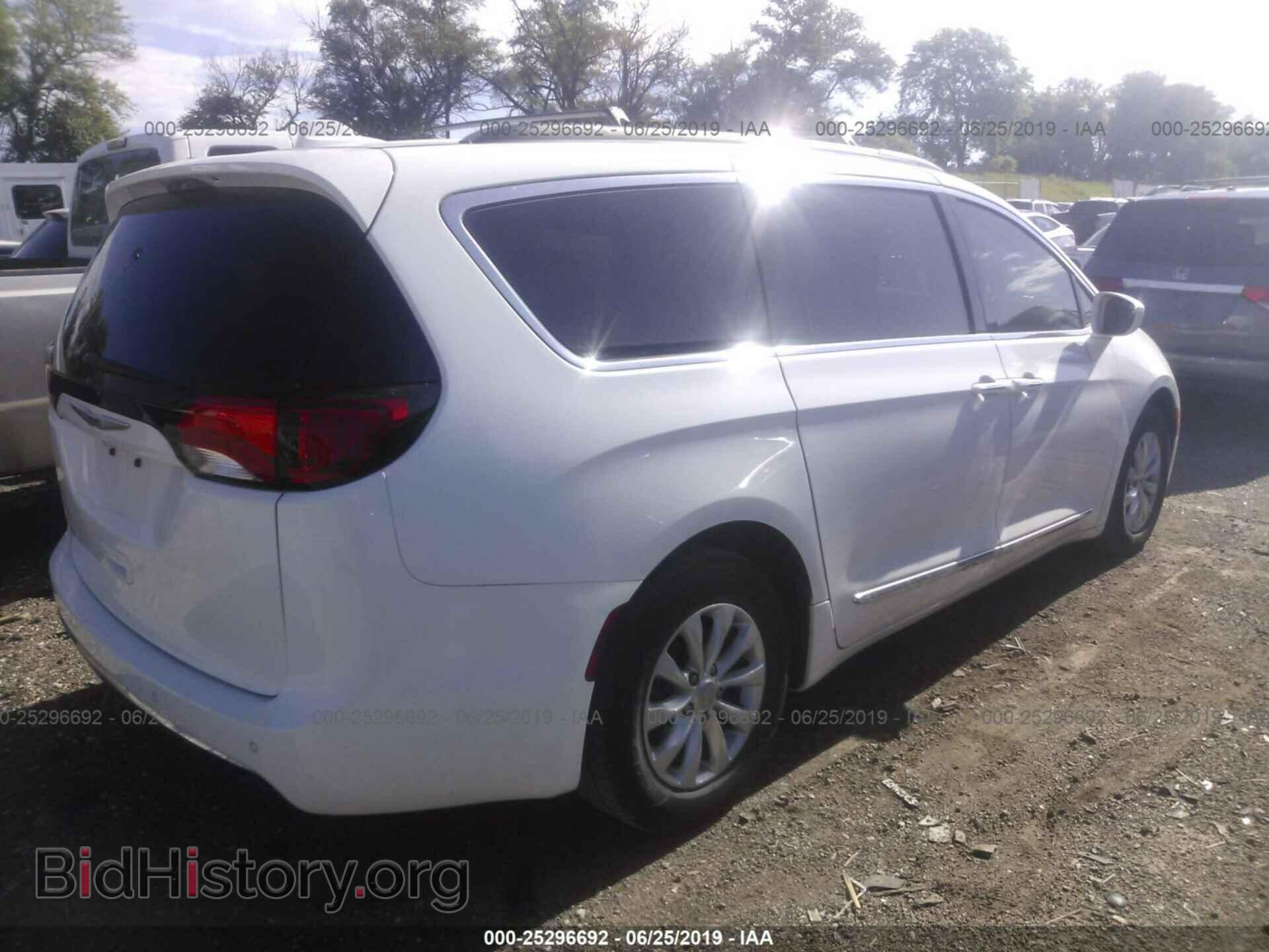 2017 CHRYSLER PACIFICA - VIN: 2C4RC1BG1HR520580 - Photo 4